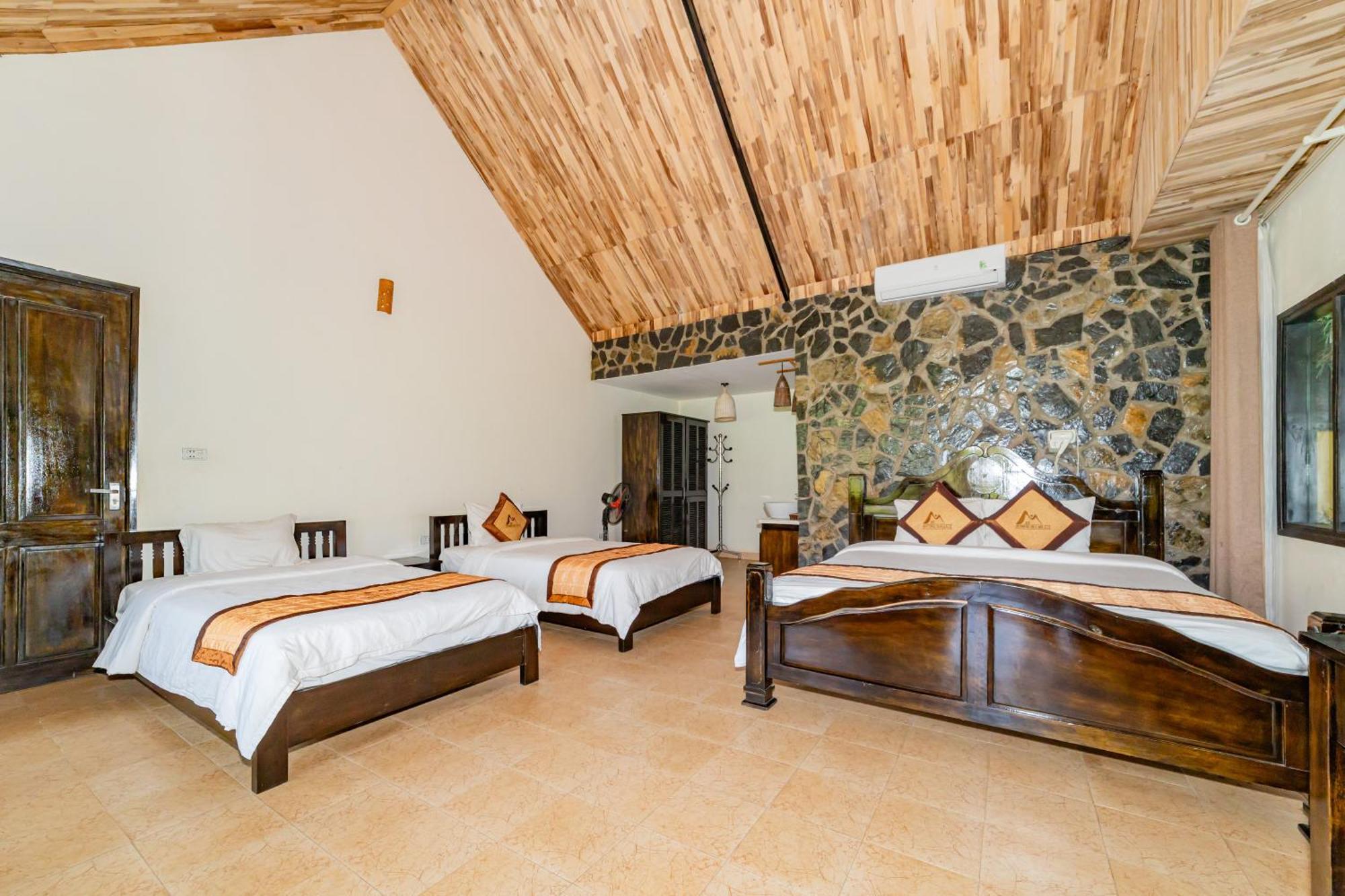 Sunrise Village Hotel Mai Chau