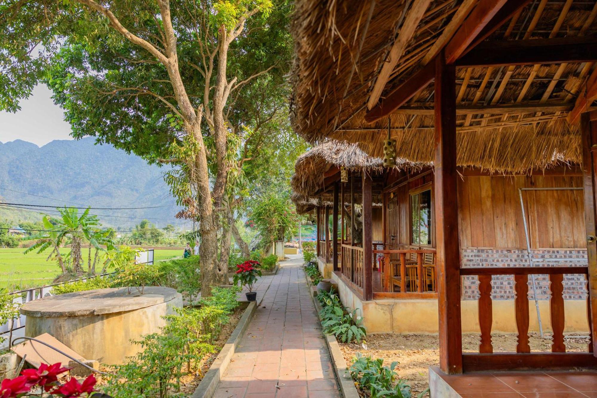 Sunrise Village Hotel Mai Chau