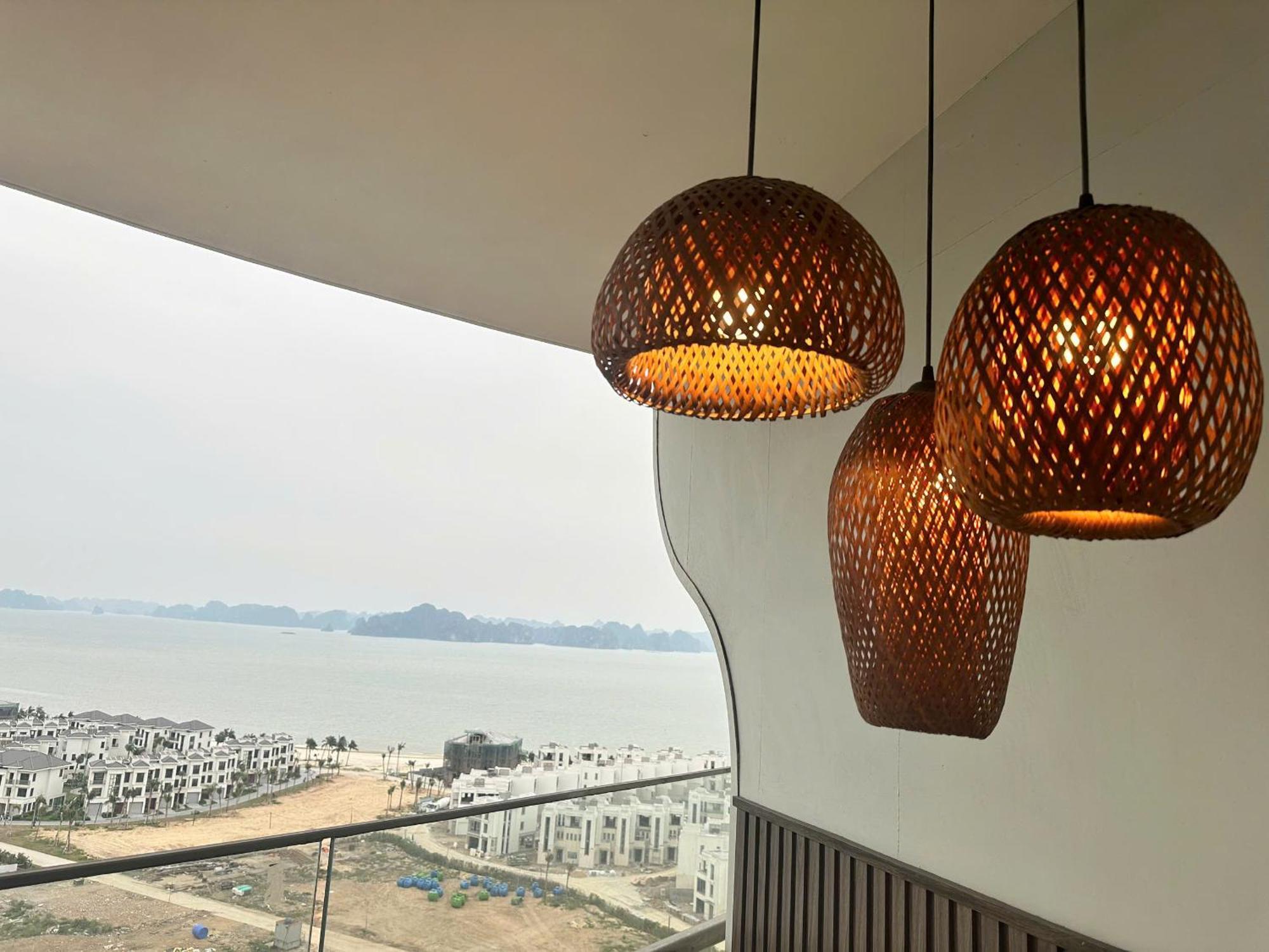 Aparthotel Bay View Halong Panoramic Bay View Luxury