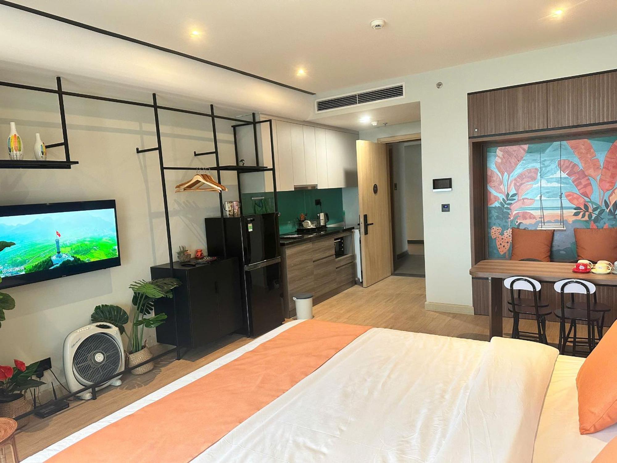 Bay View Halong Panoramic Bay View Luxury Aparthotel Ha Long