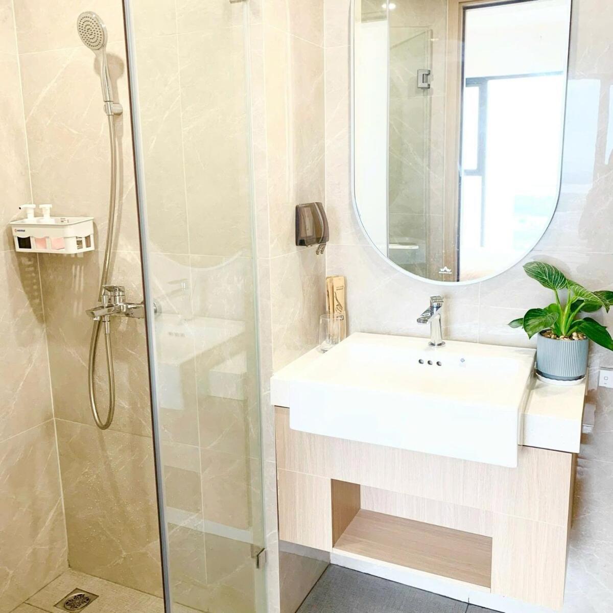 Shi House 17 - Mesterise Centre Point Apartment Go Cong