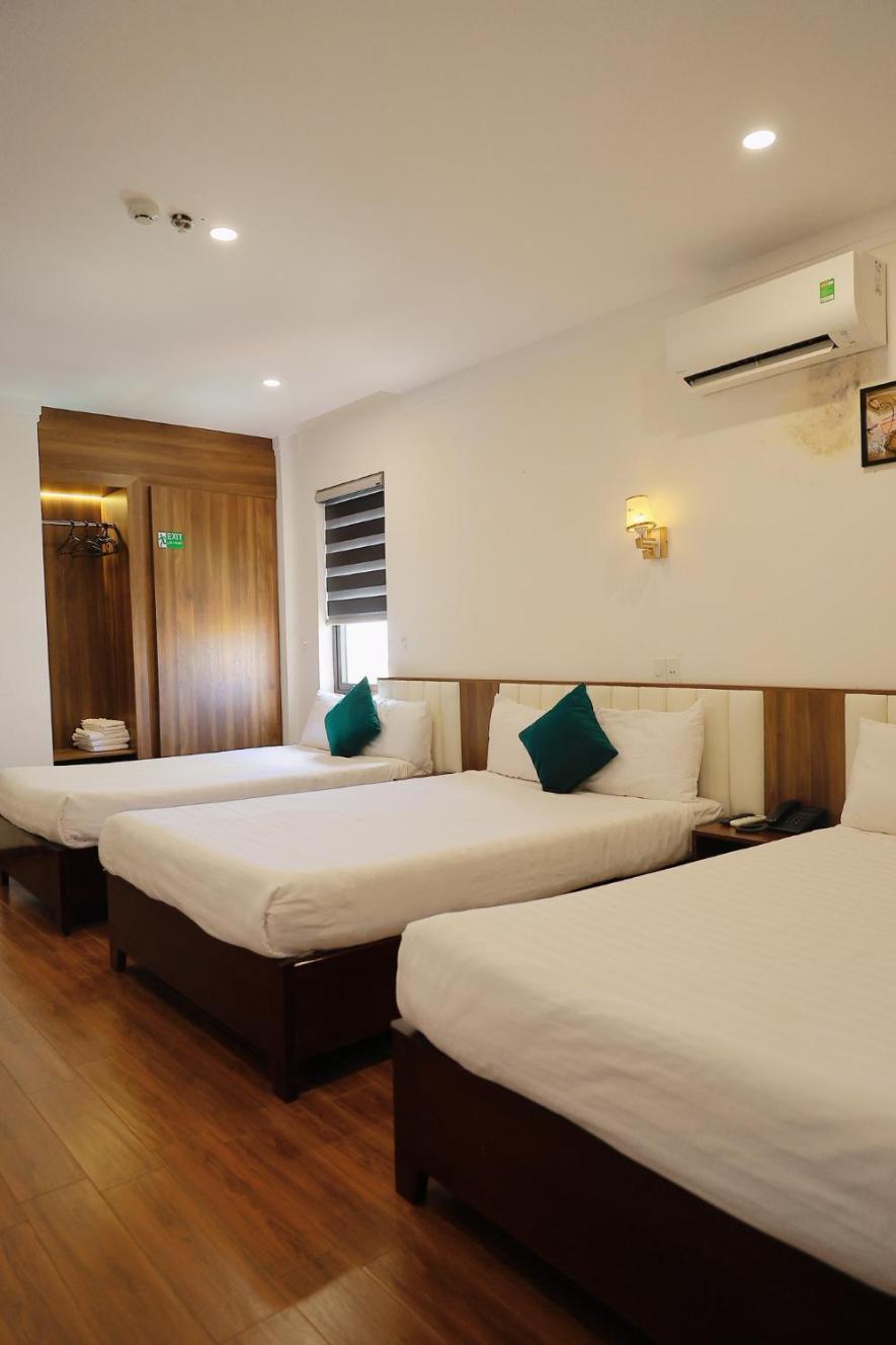 Le Centre Hotel 3*