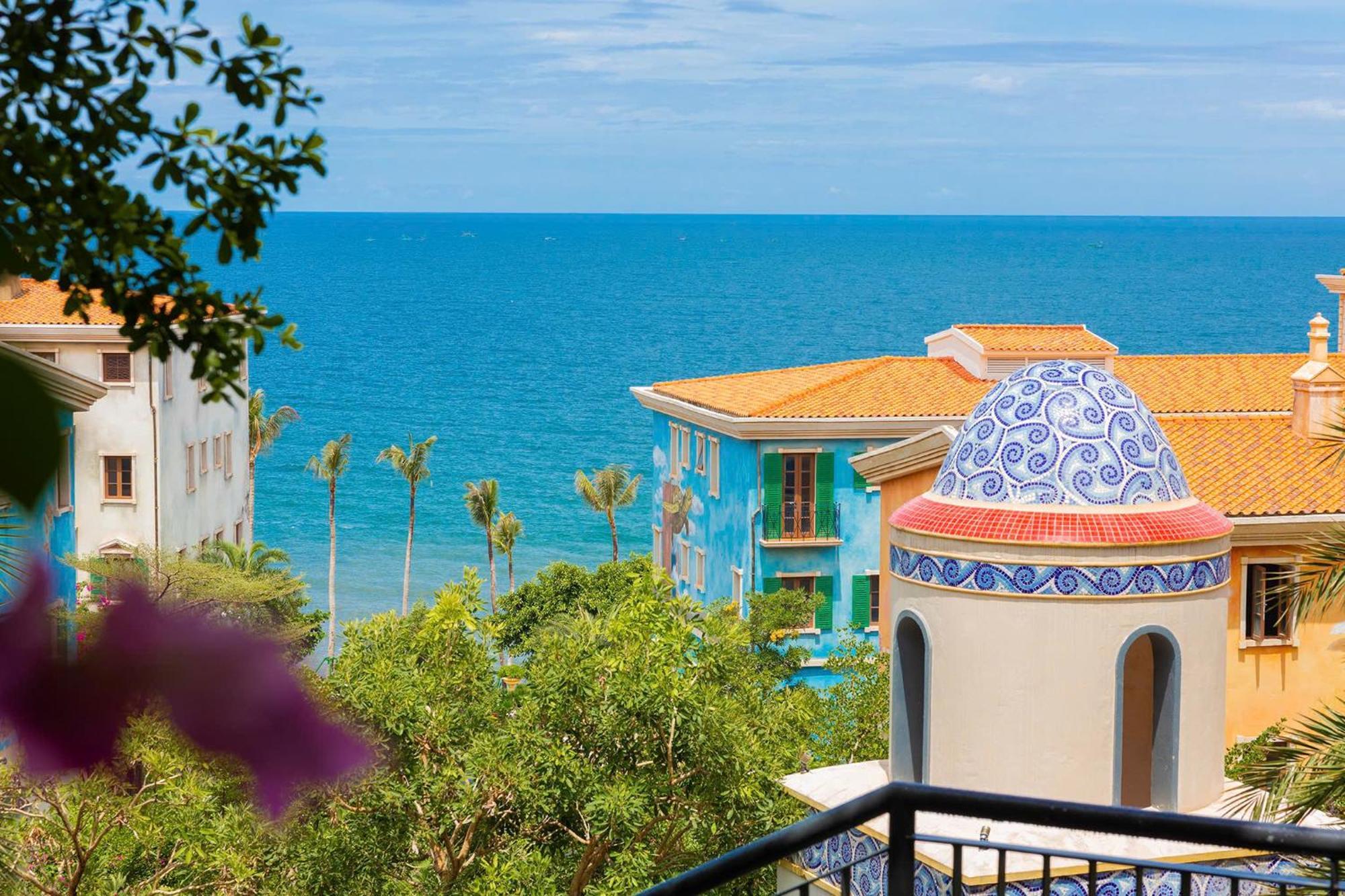 Aparthotel Hillside Ocean Balcony Firework Delight *