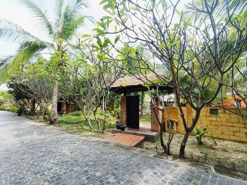 Full Moon Village 4* Mui Ne