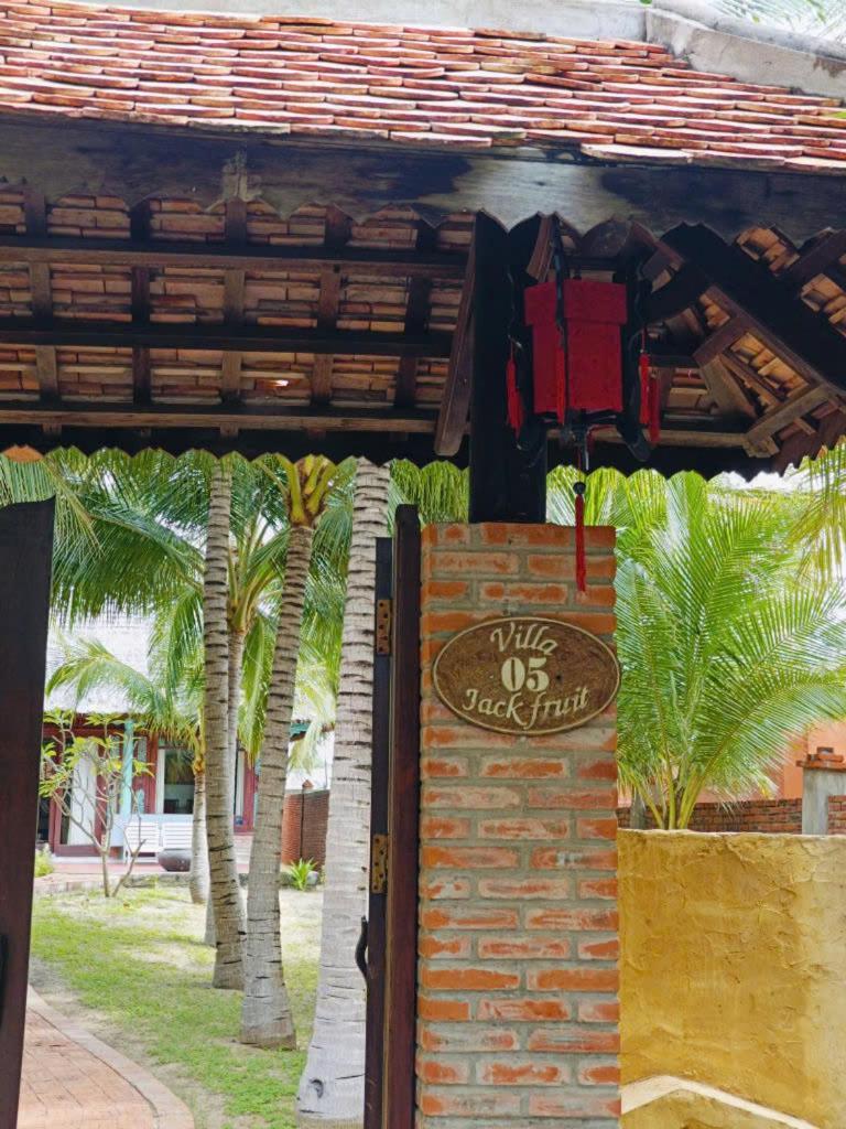 Full Moon Village Resort