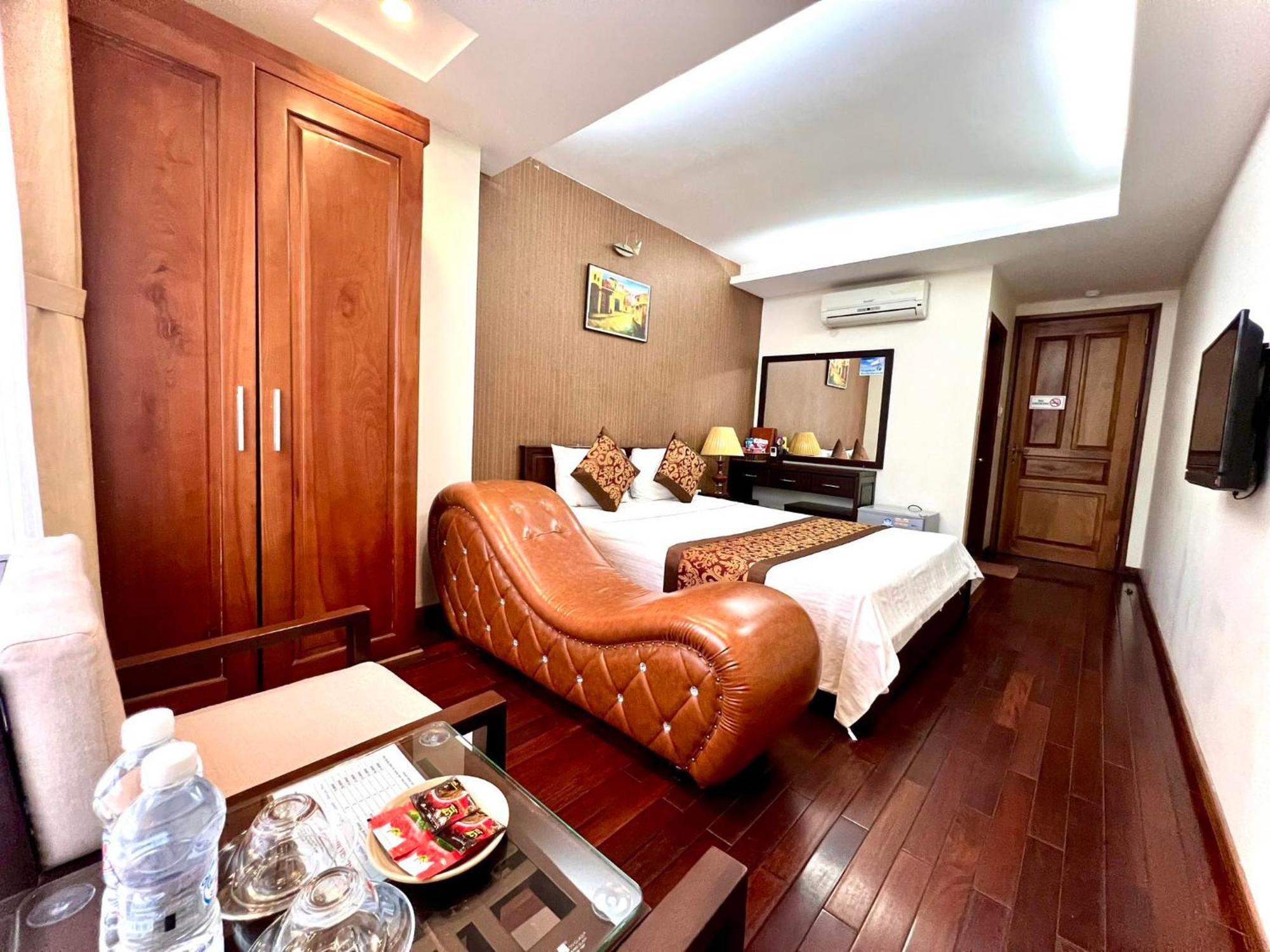 Hotel Mely Ha Noi Hanoi