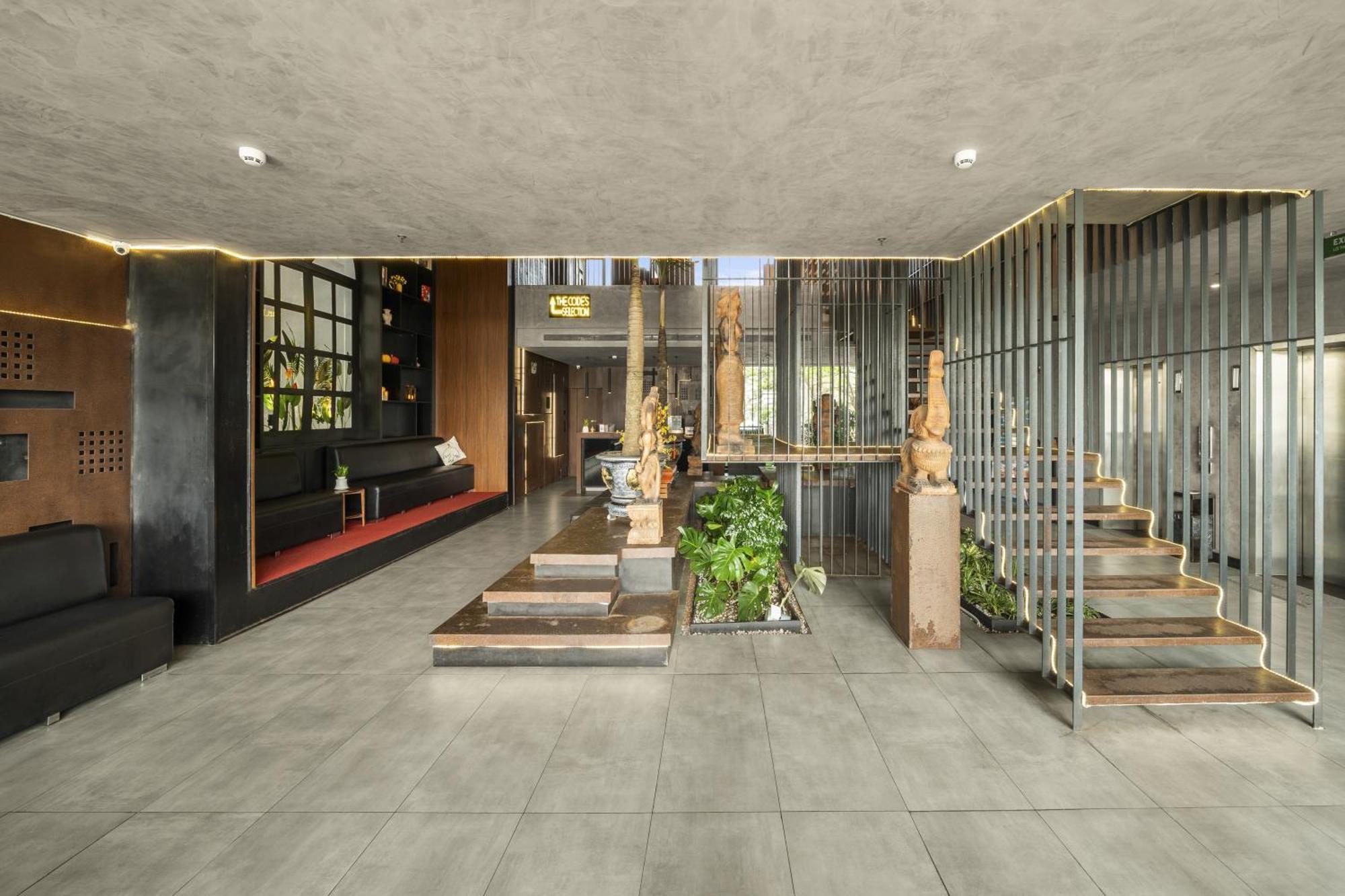 The Code & Hotel 4*
