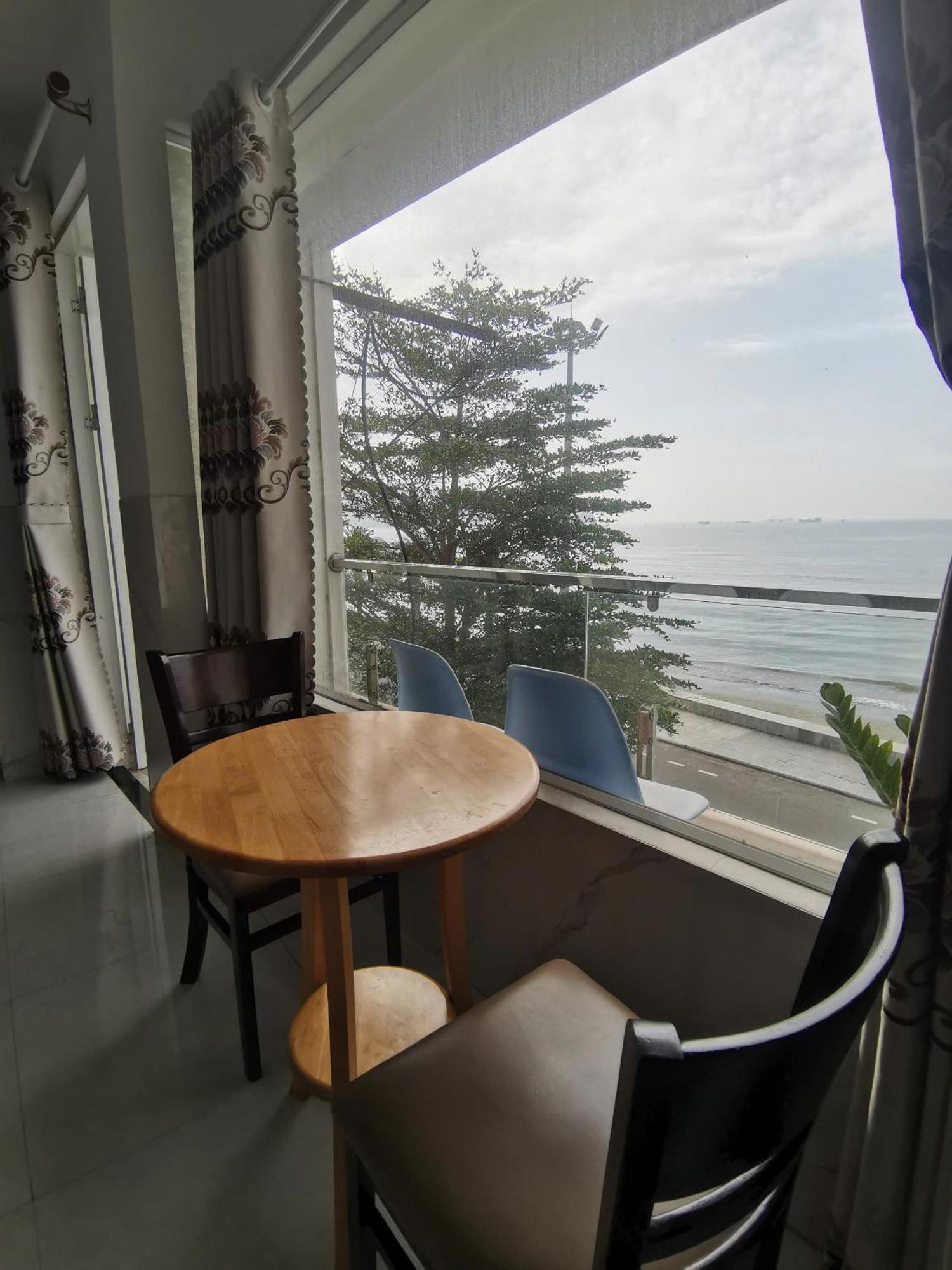 Vivu Hotel *