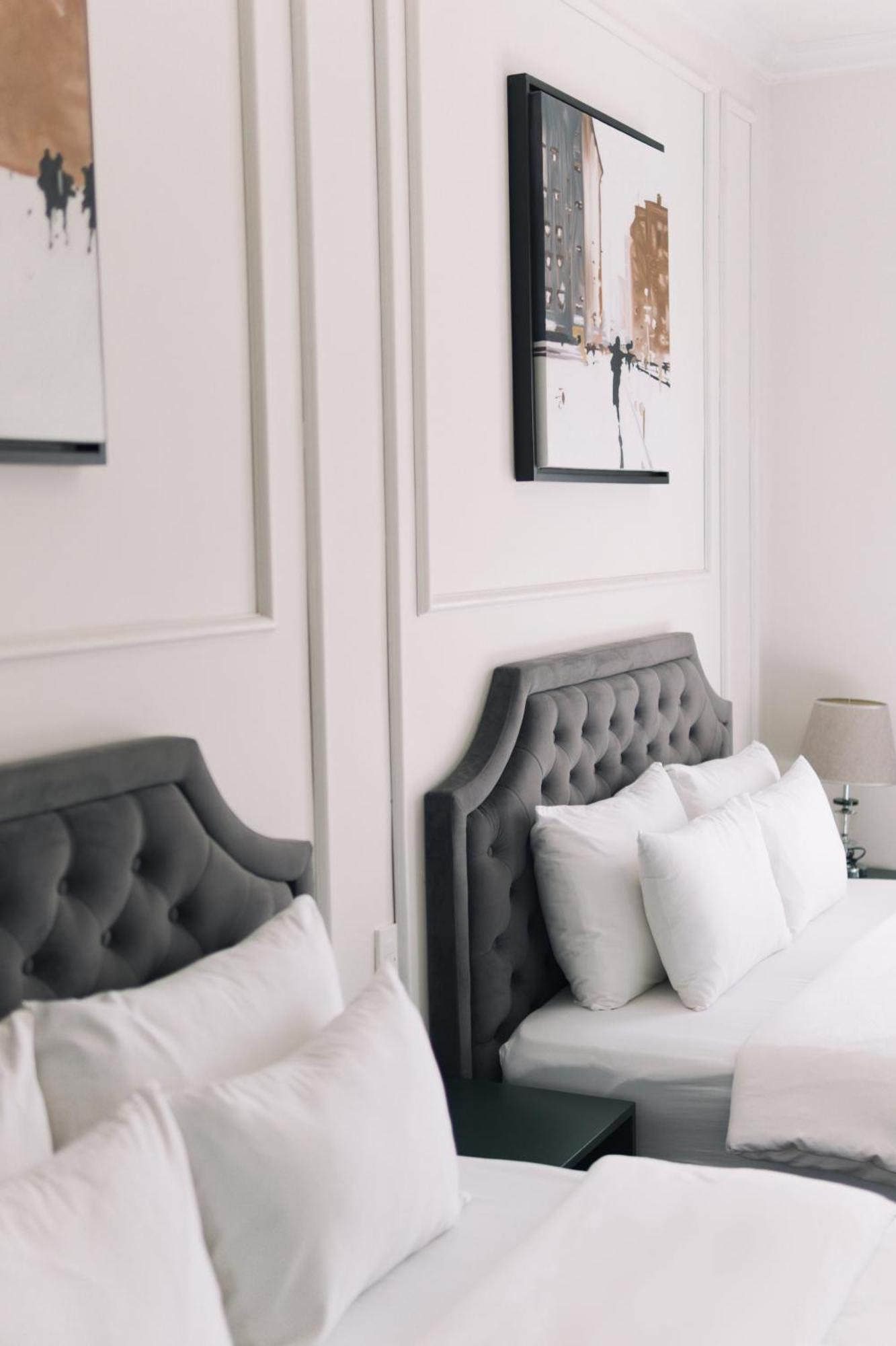 N Queen Aparthotel
