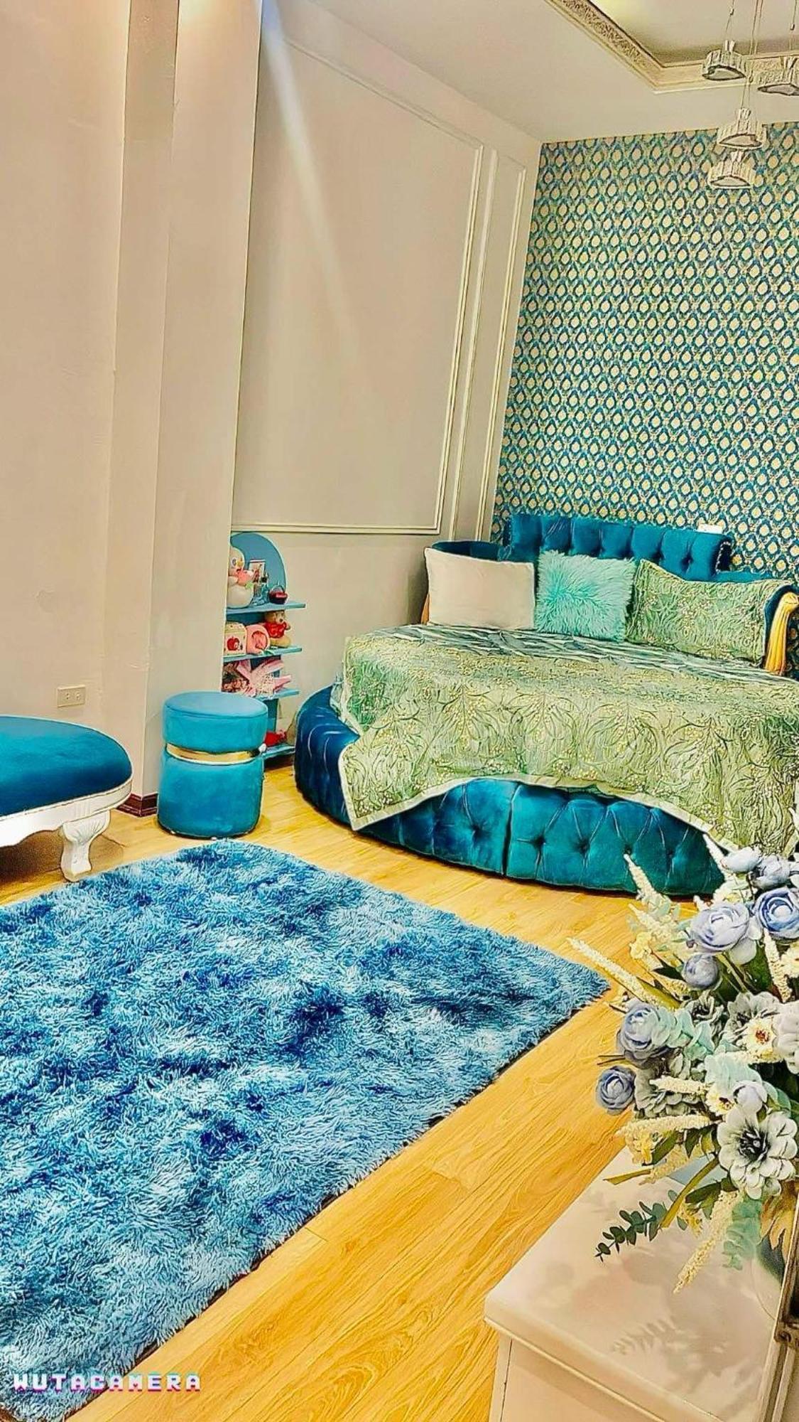 Luxury T&l * Cam Pha