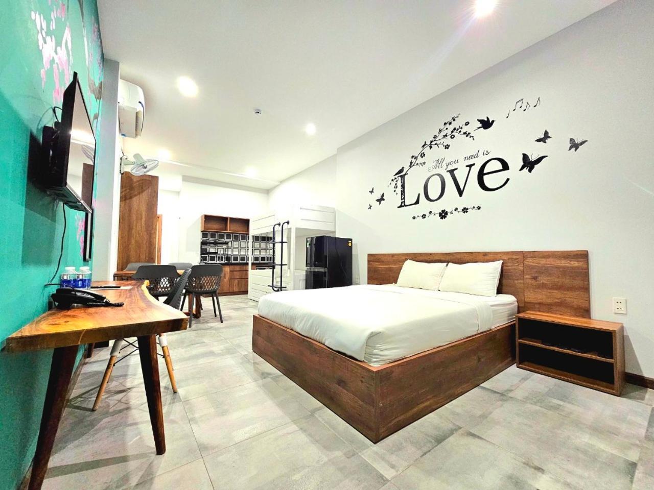 Tran Long Cu Hin Aparthotel