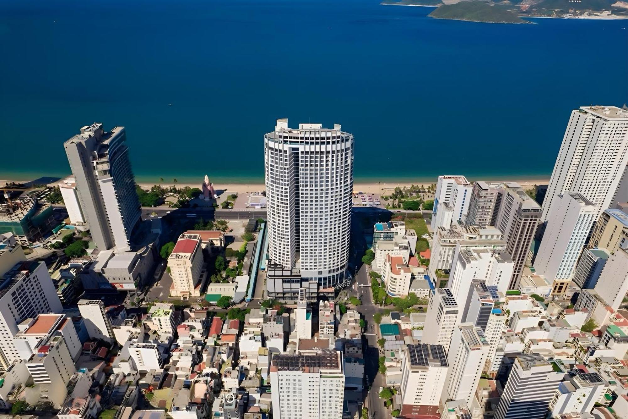 Lyn Premier Panorama Apartment