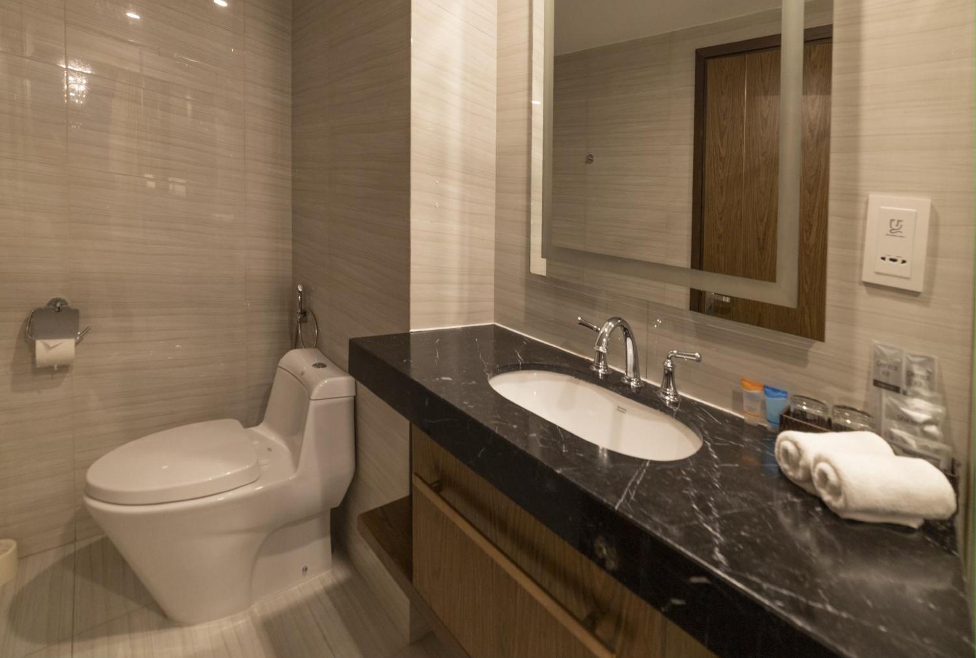 Lyn Premier Panorama Apartment *