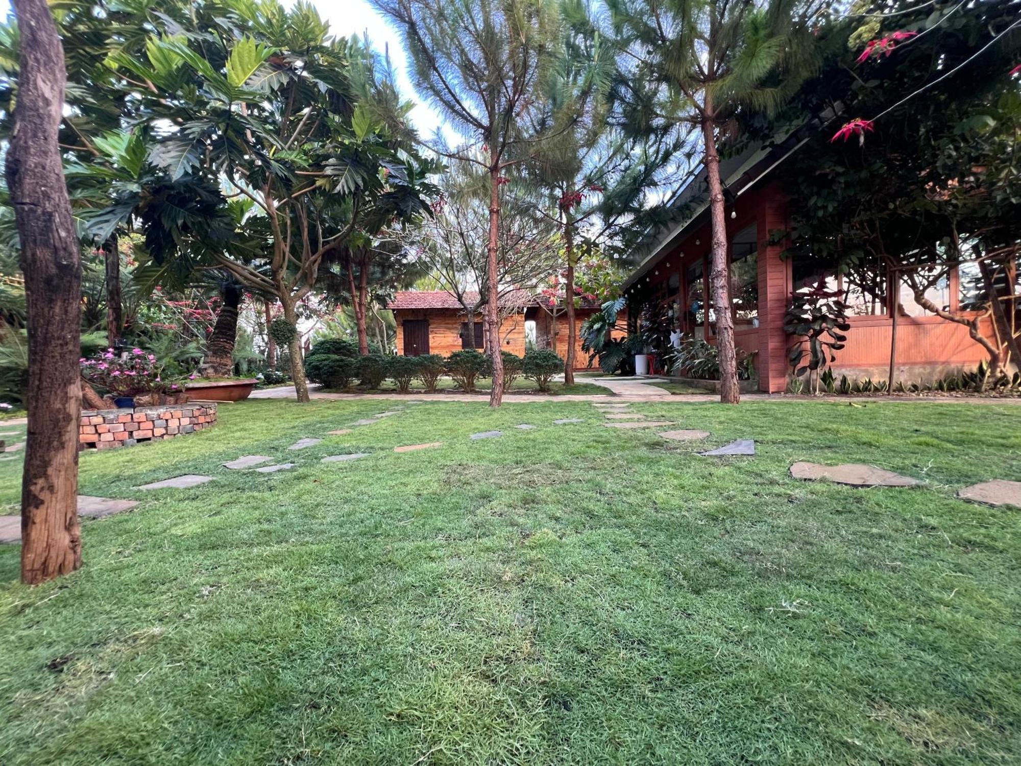 Eliss Garden Coffee & Lodge Ap Thien Lap