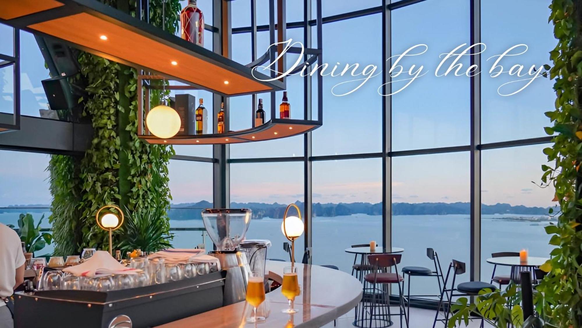 Bay View Halong Panoramic Bay View Luxury *