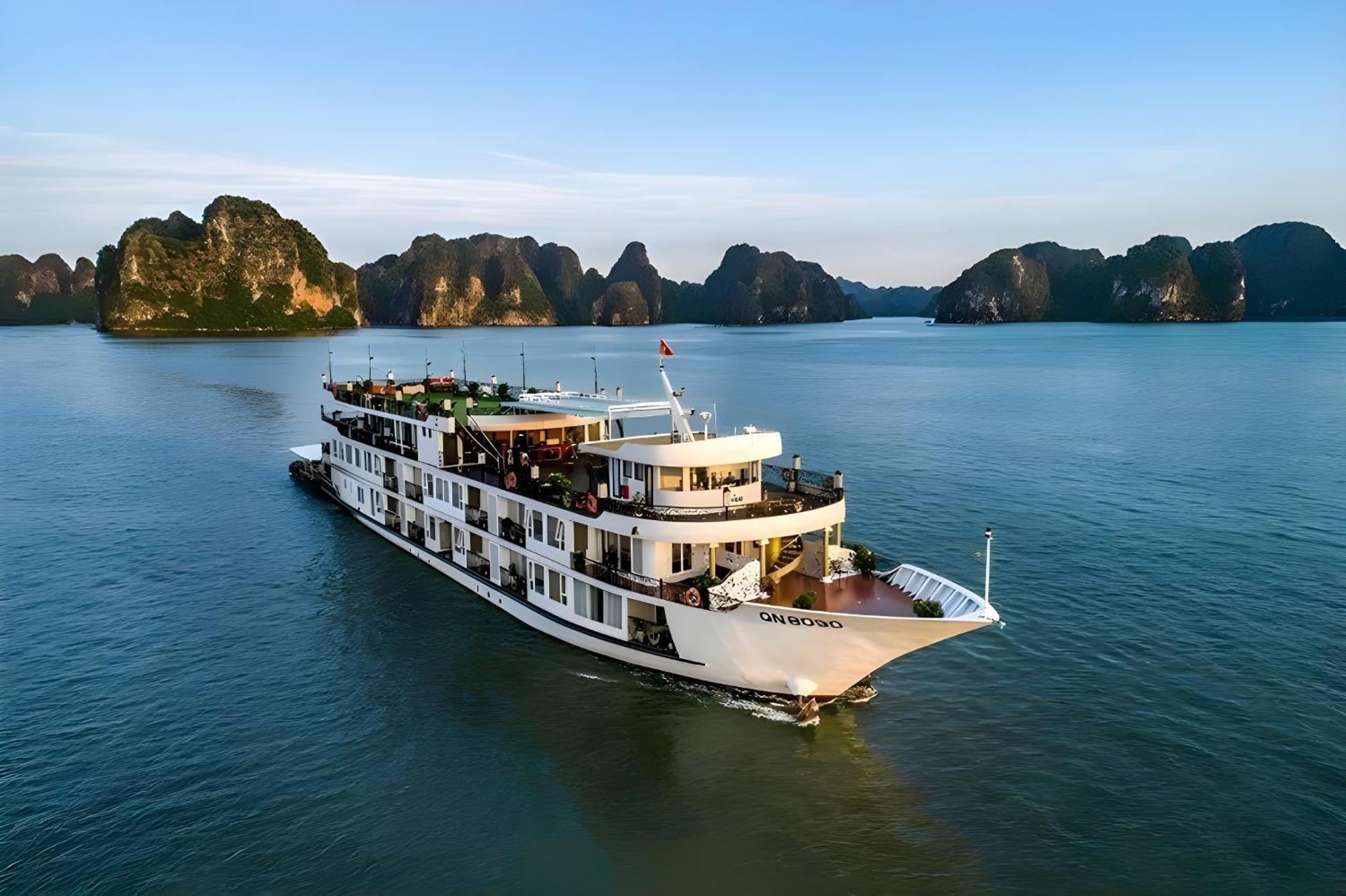 Verdure Lotus Grandeur Cruise 5*