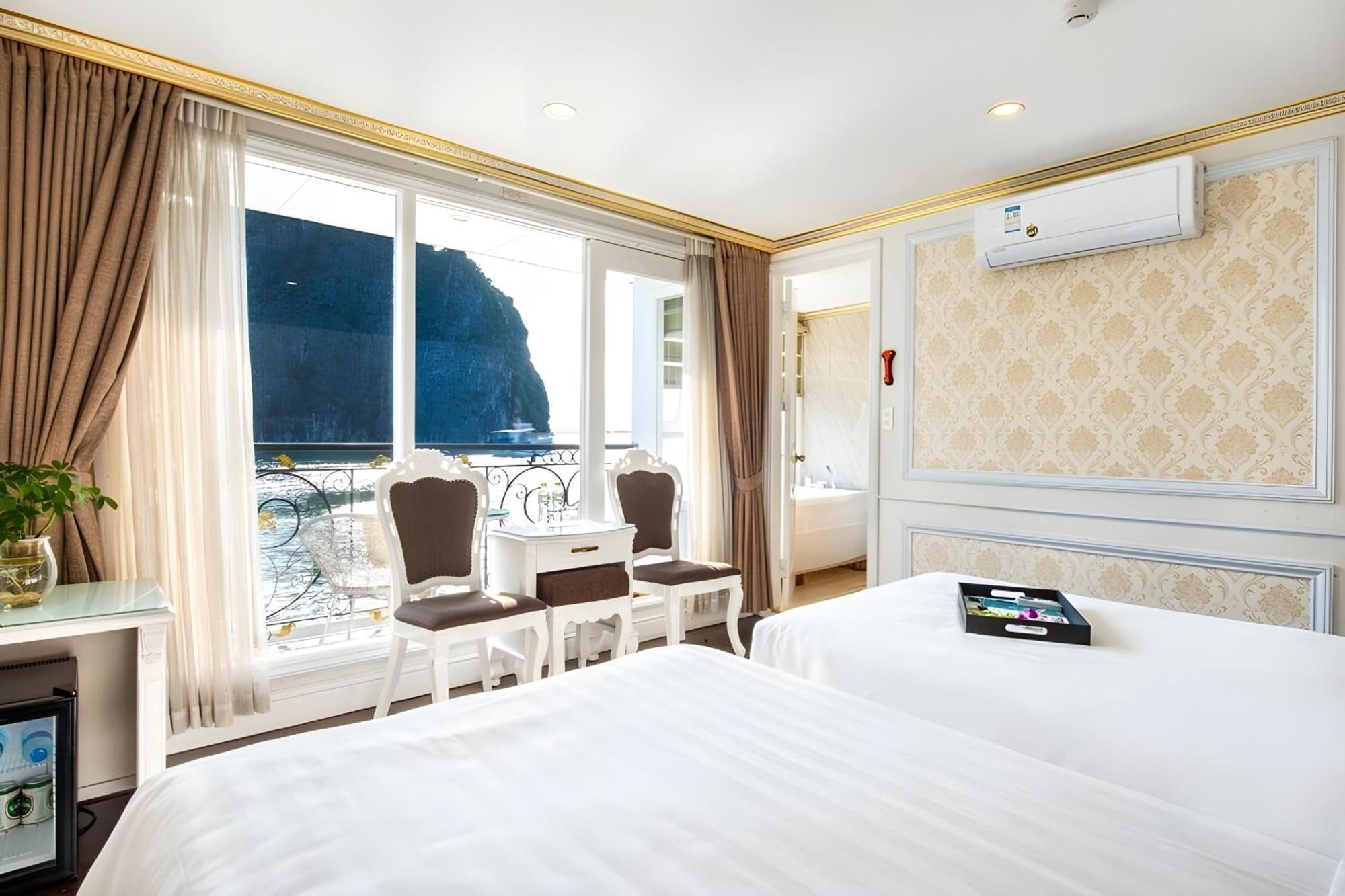 Verdure Lotus Grandeur Cruise