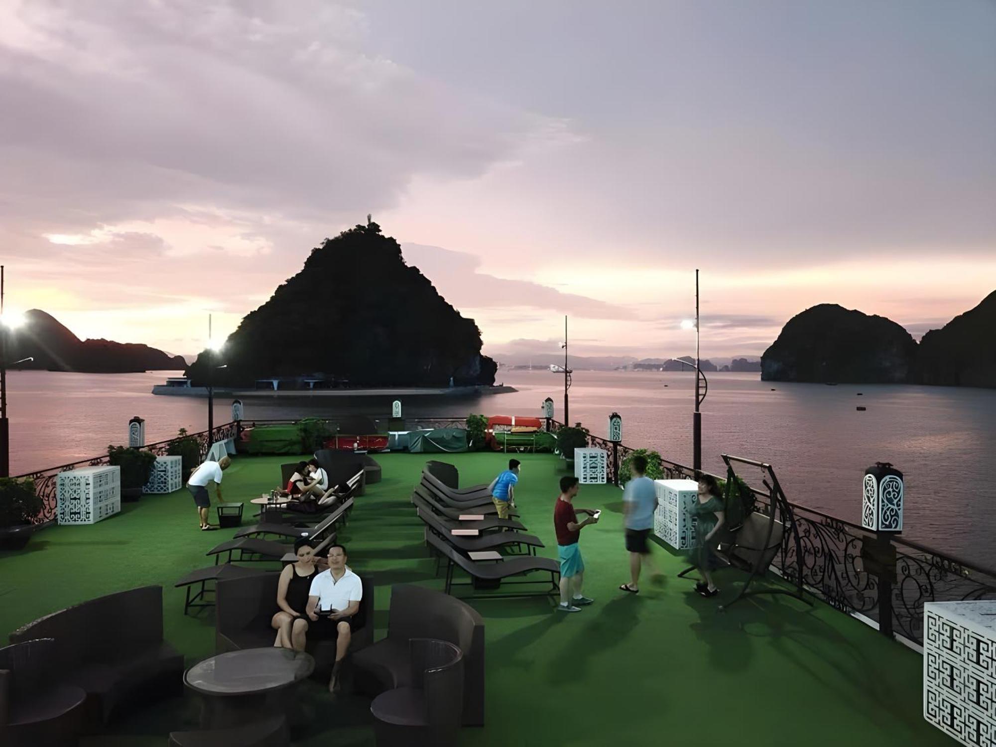 Verdure Lotus Grandeur Cruise Ha Long