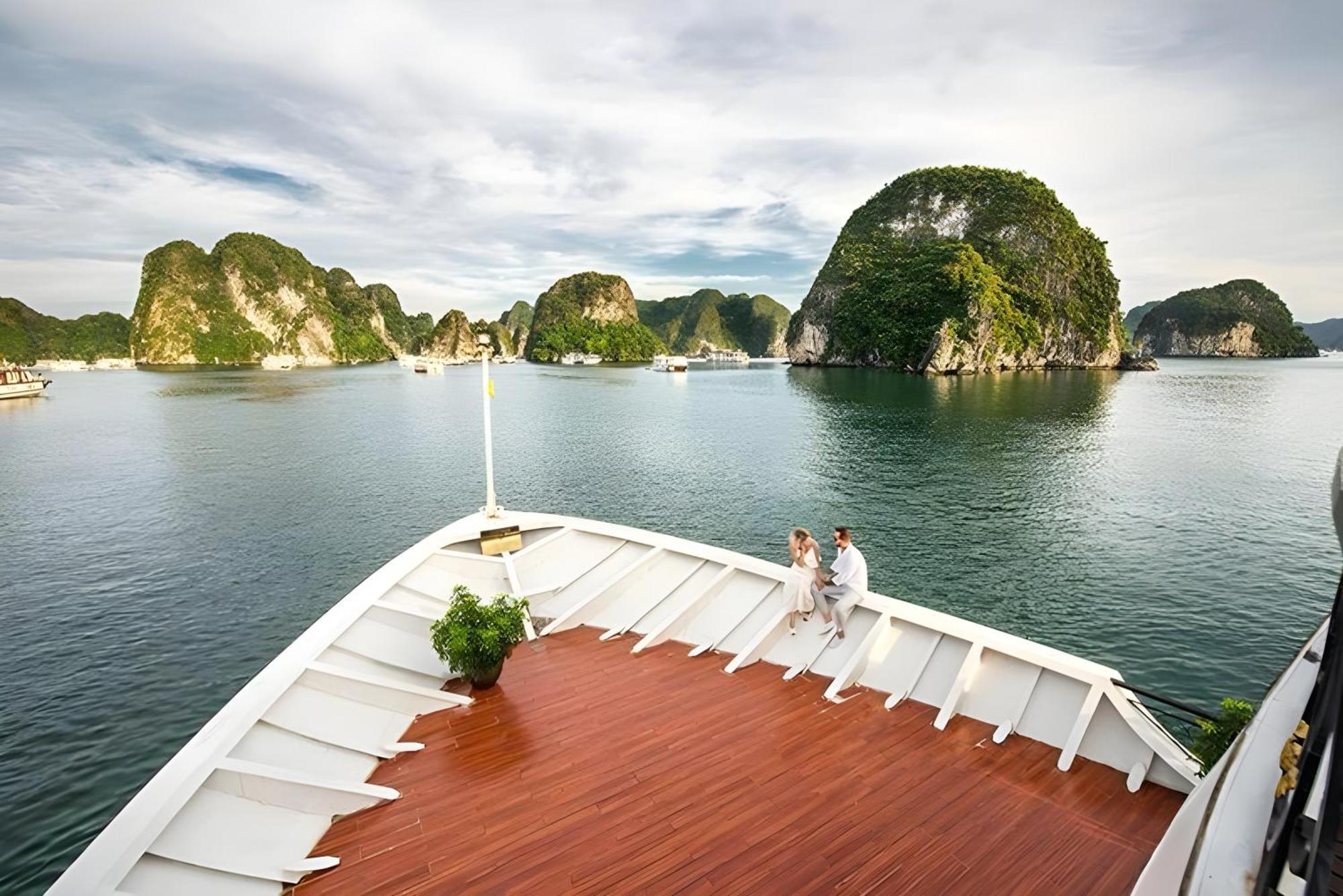 Verdure Lotus Grandeur Cruise 5* Ha Long