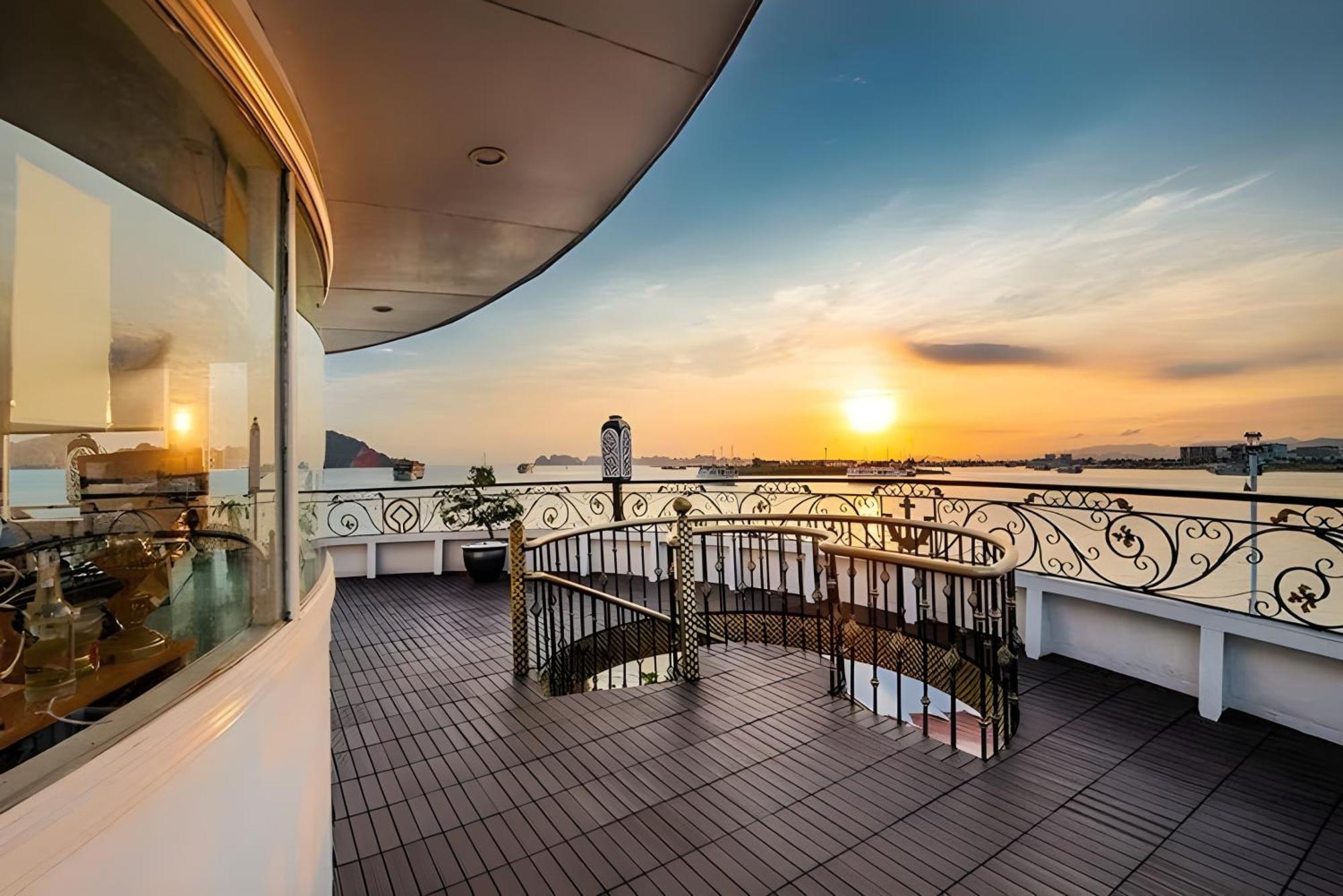 Hotel Verdure Lotus Grandeur Cruise