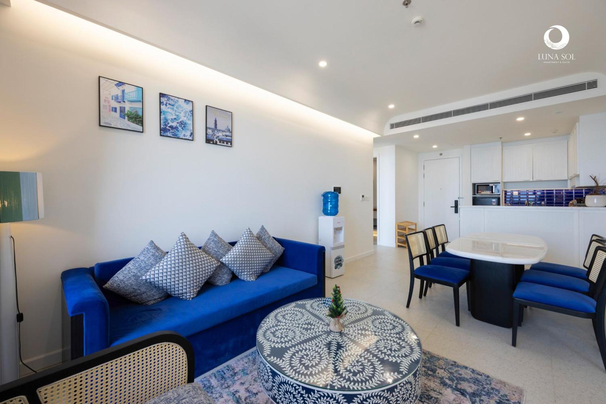 Aparthotel Hillside Ocean Balcony Firework Delight