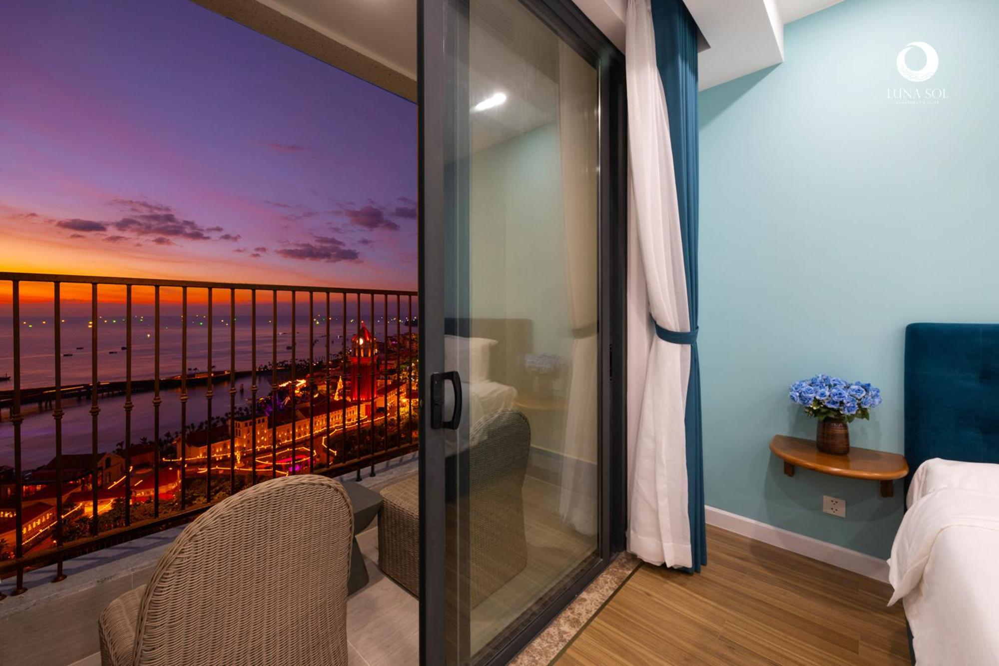 Aparthotel Hillside Ocean Balcony Firework Delight Phu Quoc