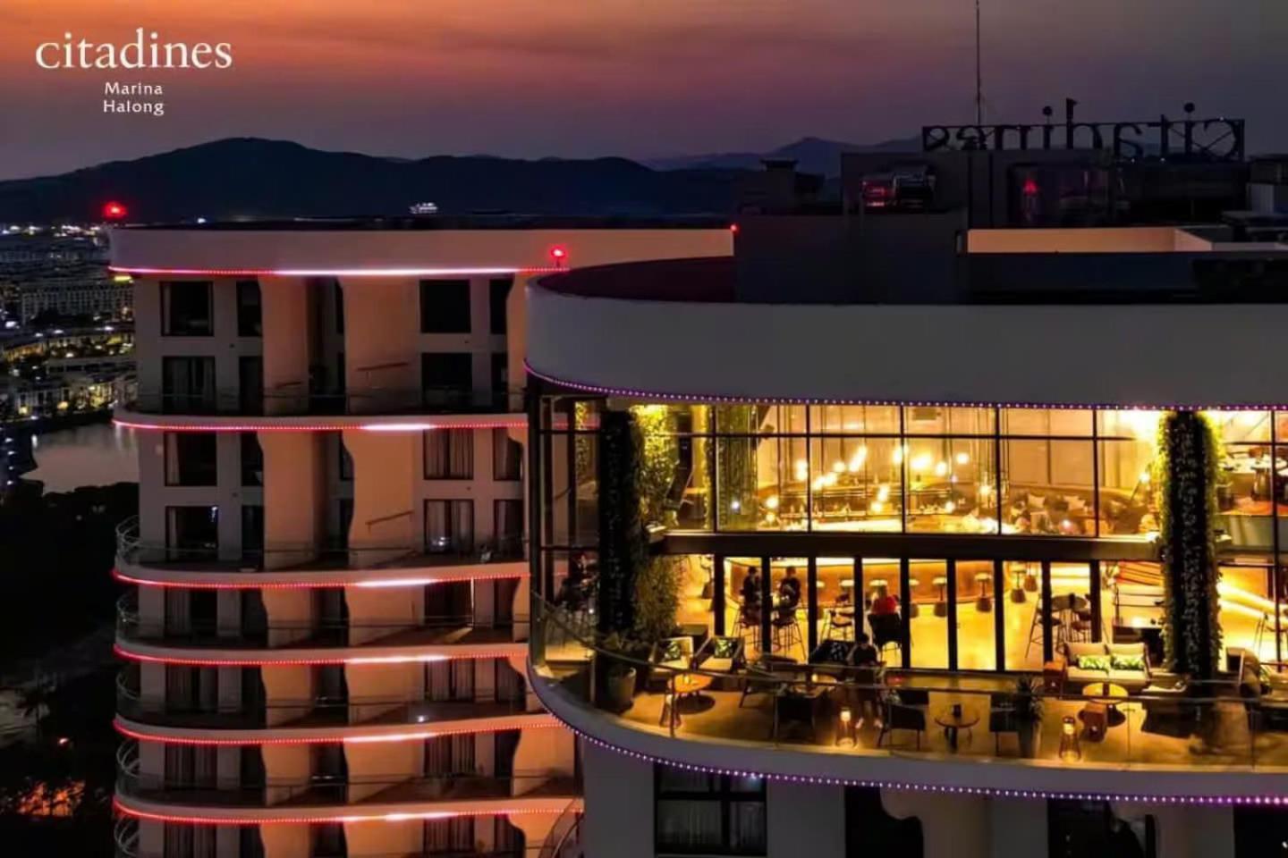 Bay View Halong Panoramic Bay View Luxury * Ha Long