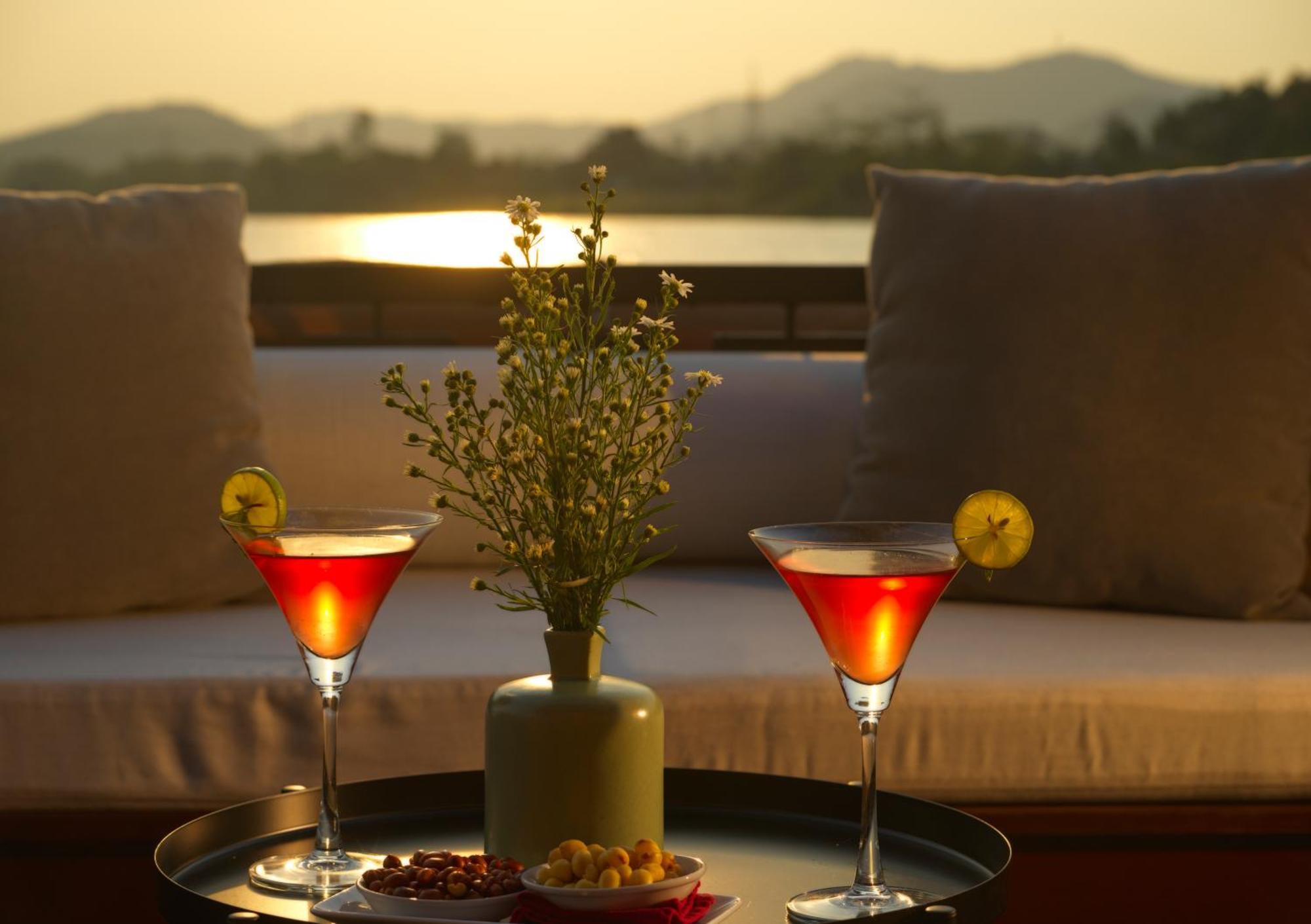 Azerai La Residence, Resort