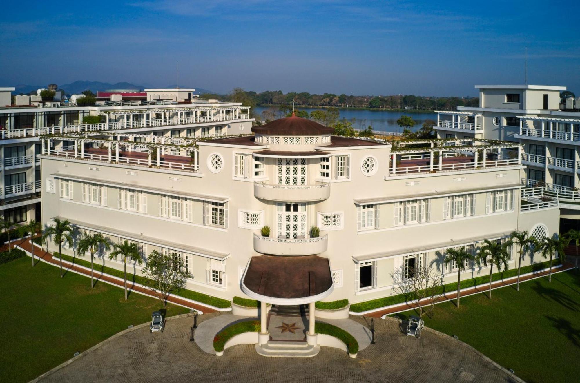 Azerai La Residence,
