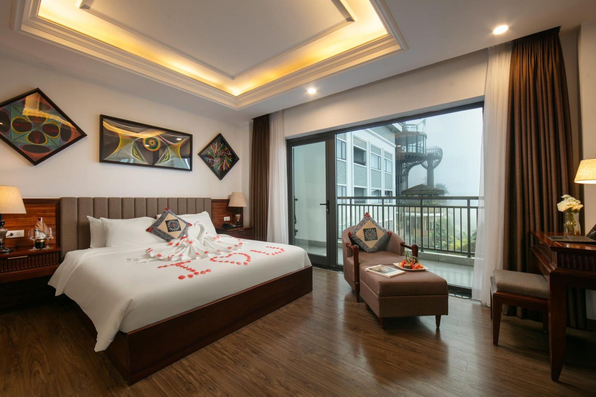 Bamboo Hotel 5*