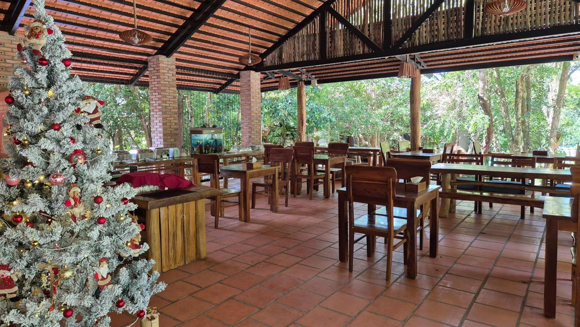 Valley Village Phu Quoc Resort