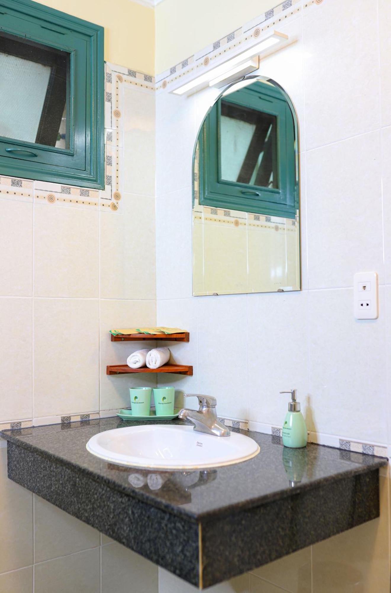 Phuong Nam Resort 3*