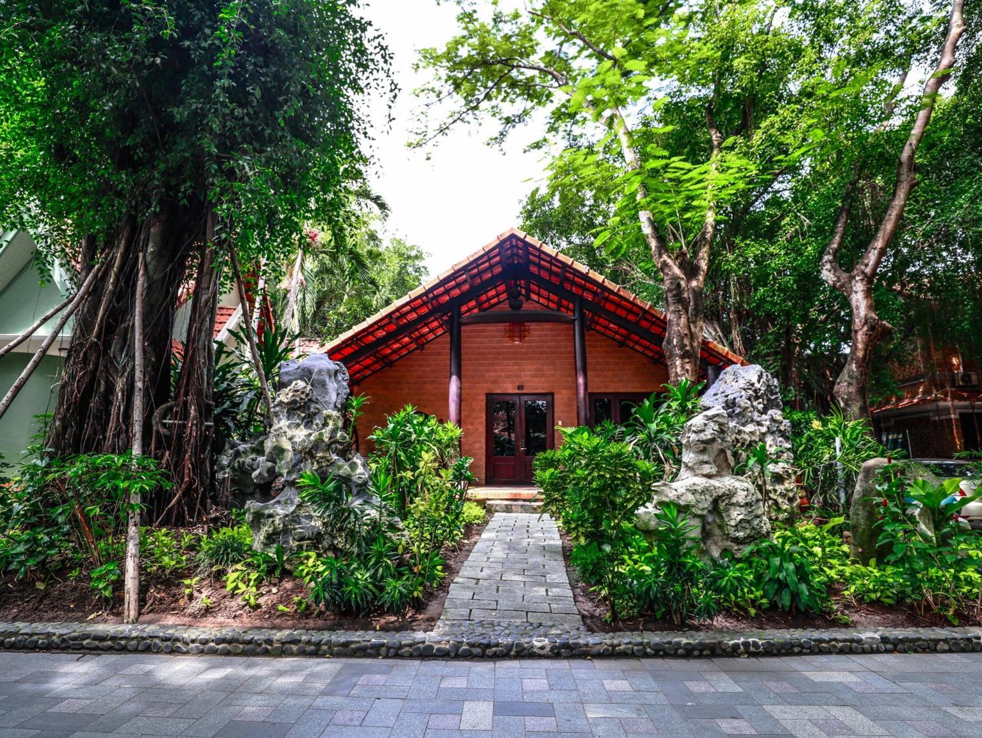 Resort Phuong Nam