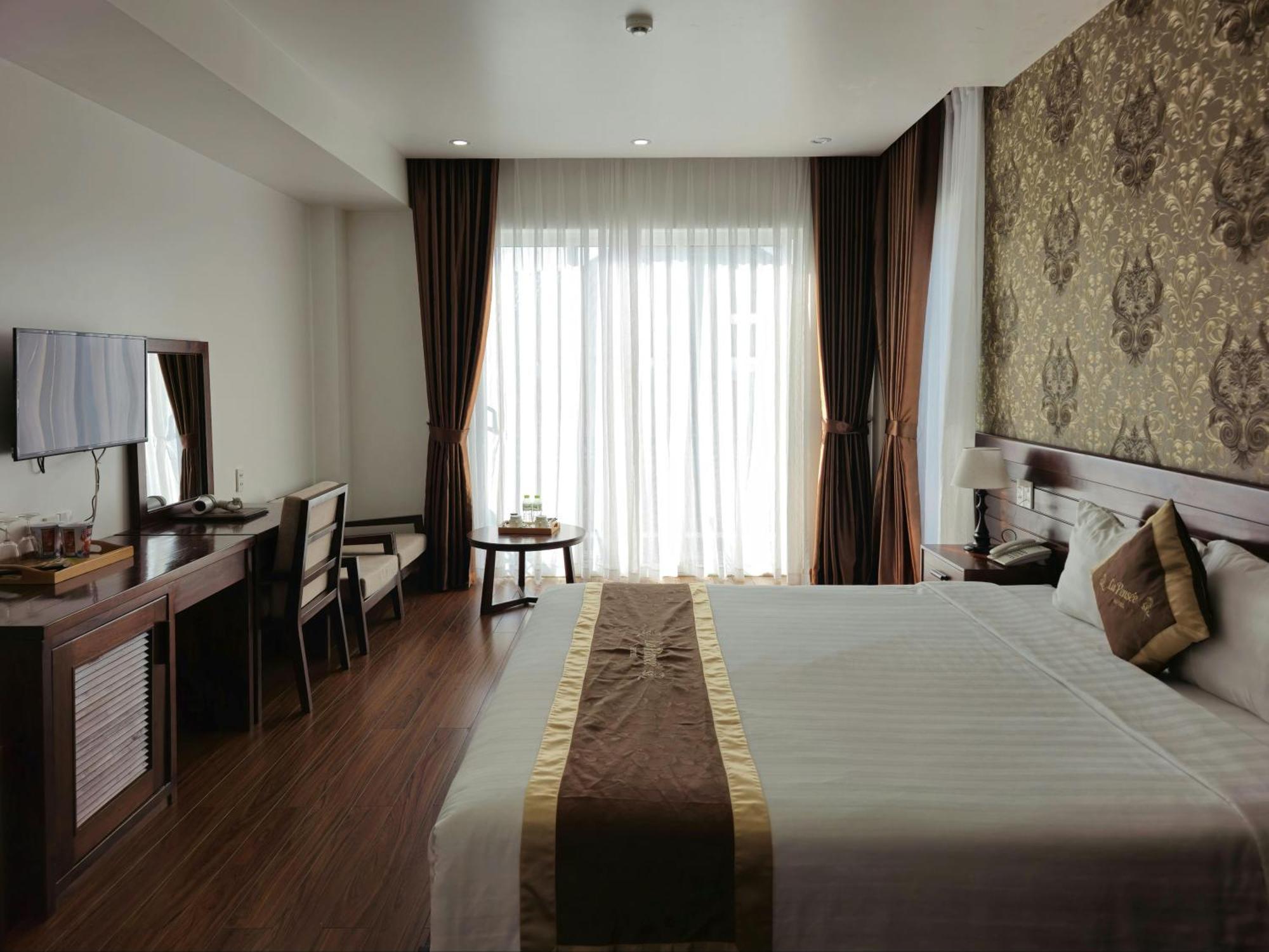 Hotel La Pense'e - Da Lat