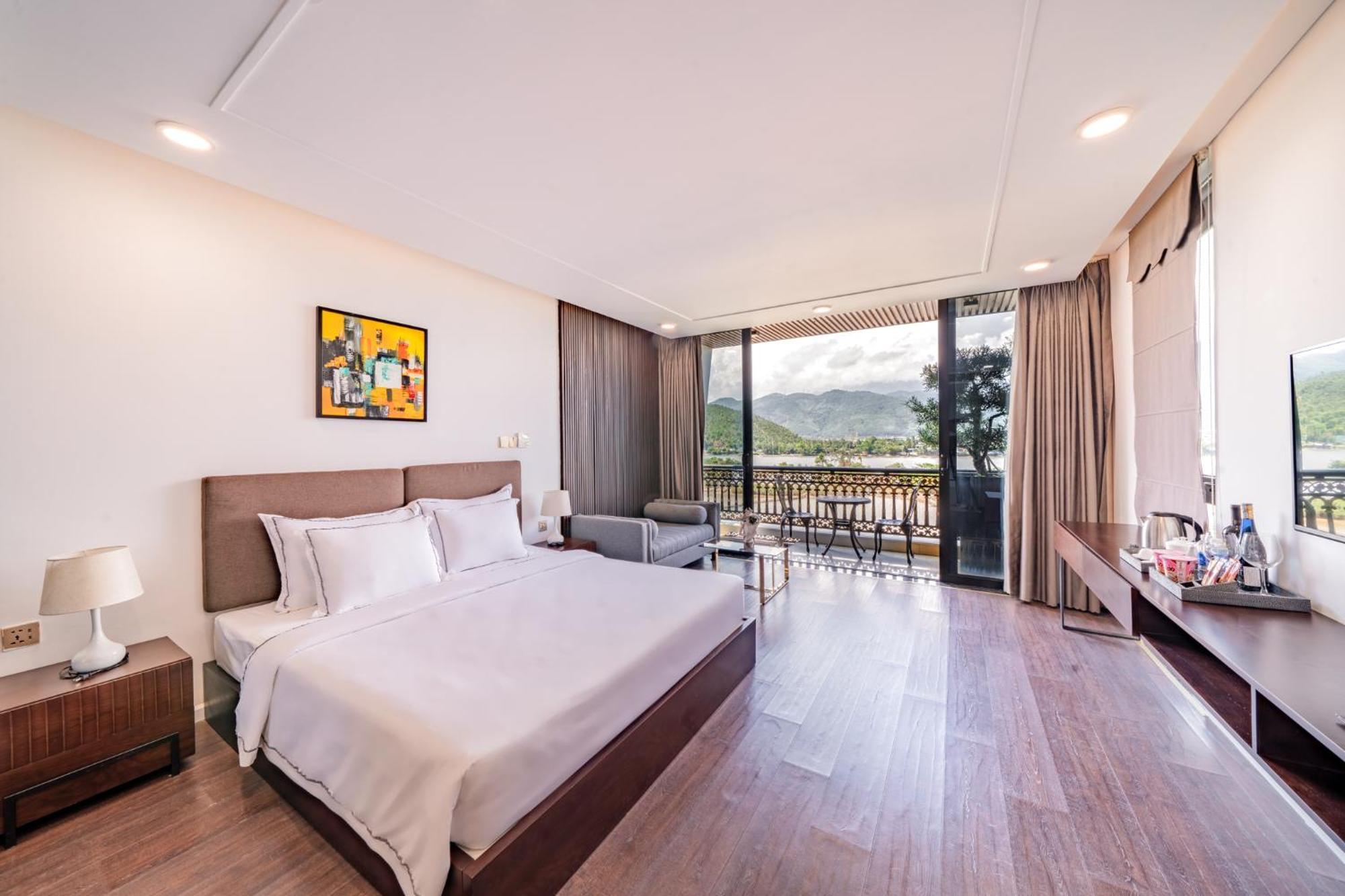 Cami Riverside Đà Nẵng