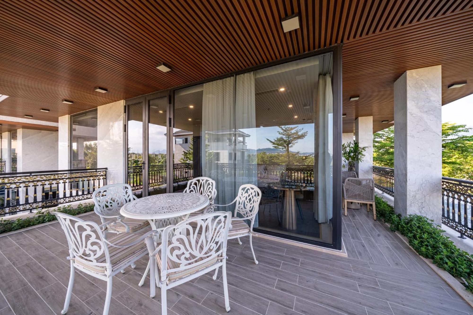 Cami Riverside Khách sạn Đà Nẵng