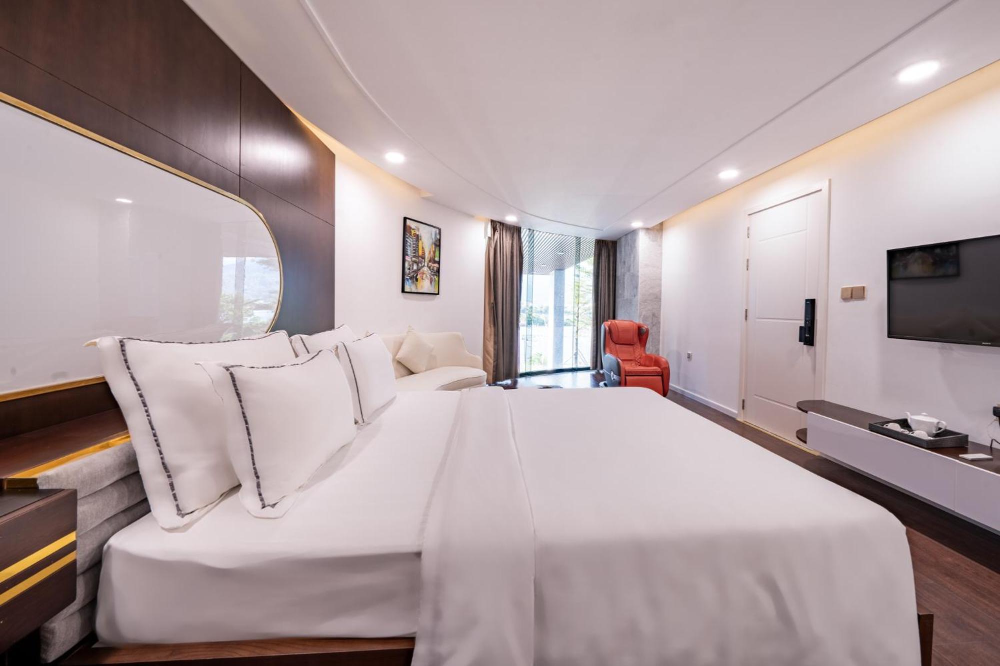 Cami Riverside 4*