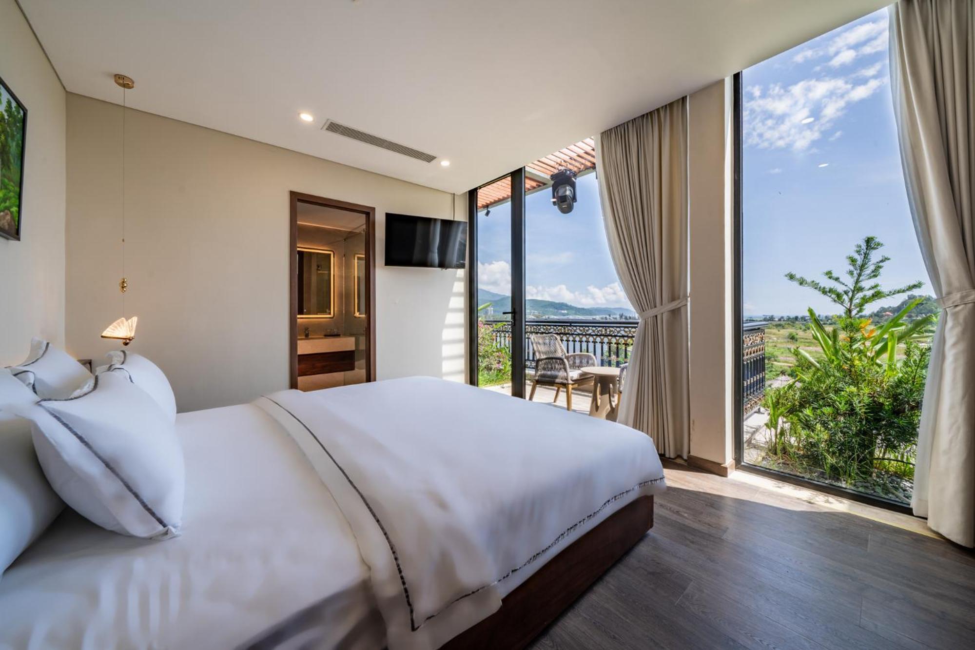 Khách sạn Cami Riverside Đà Nẵng