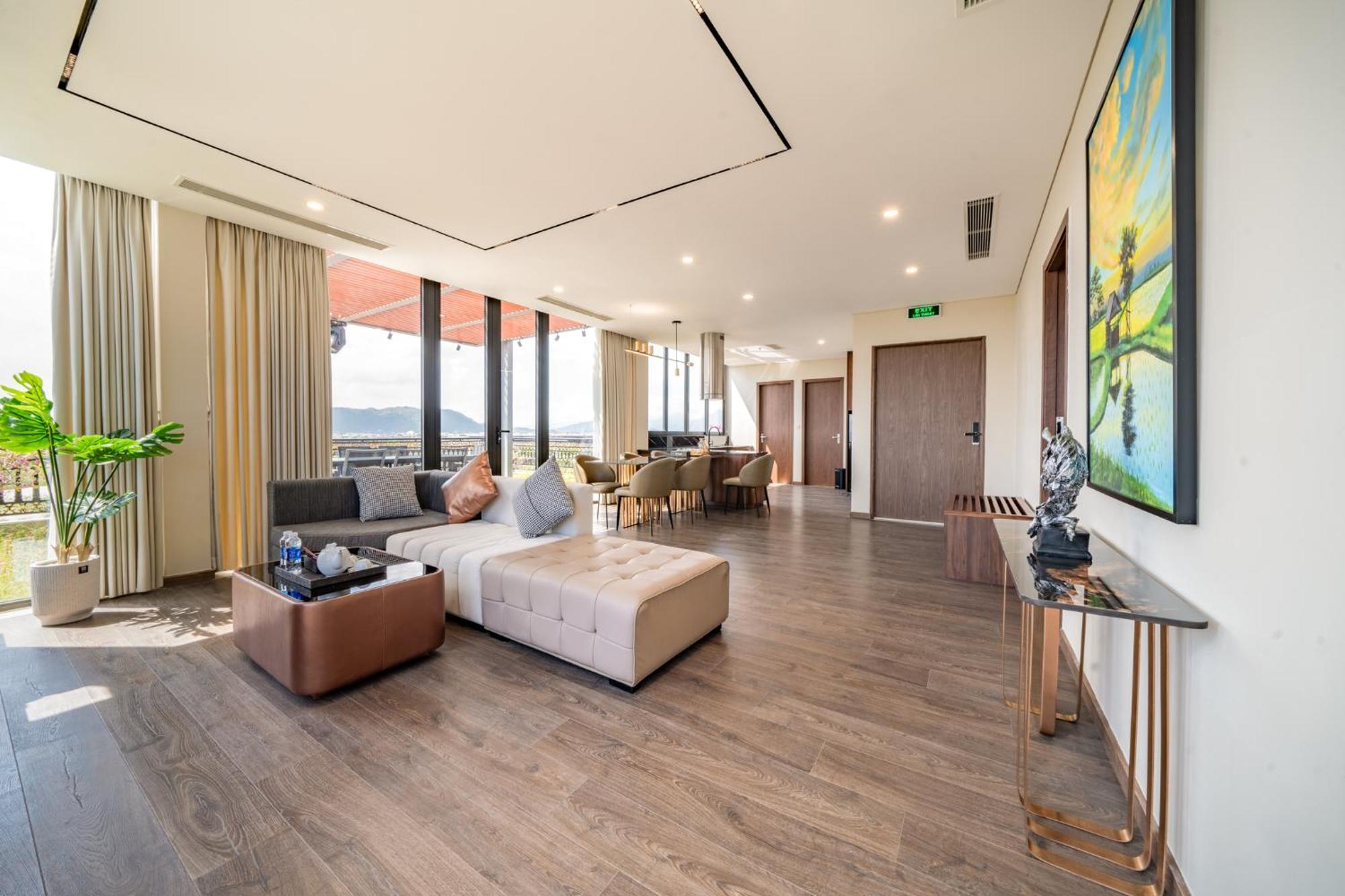 Cami Riverside Khách sạn Đà Nẵng