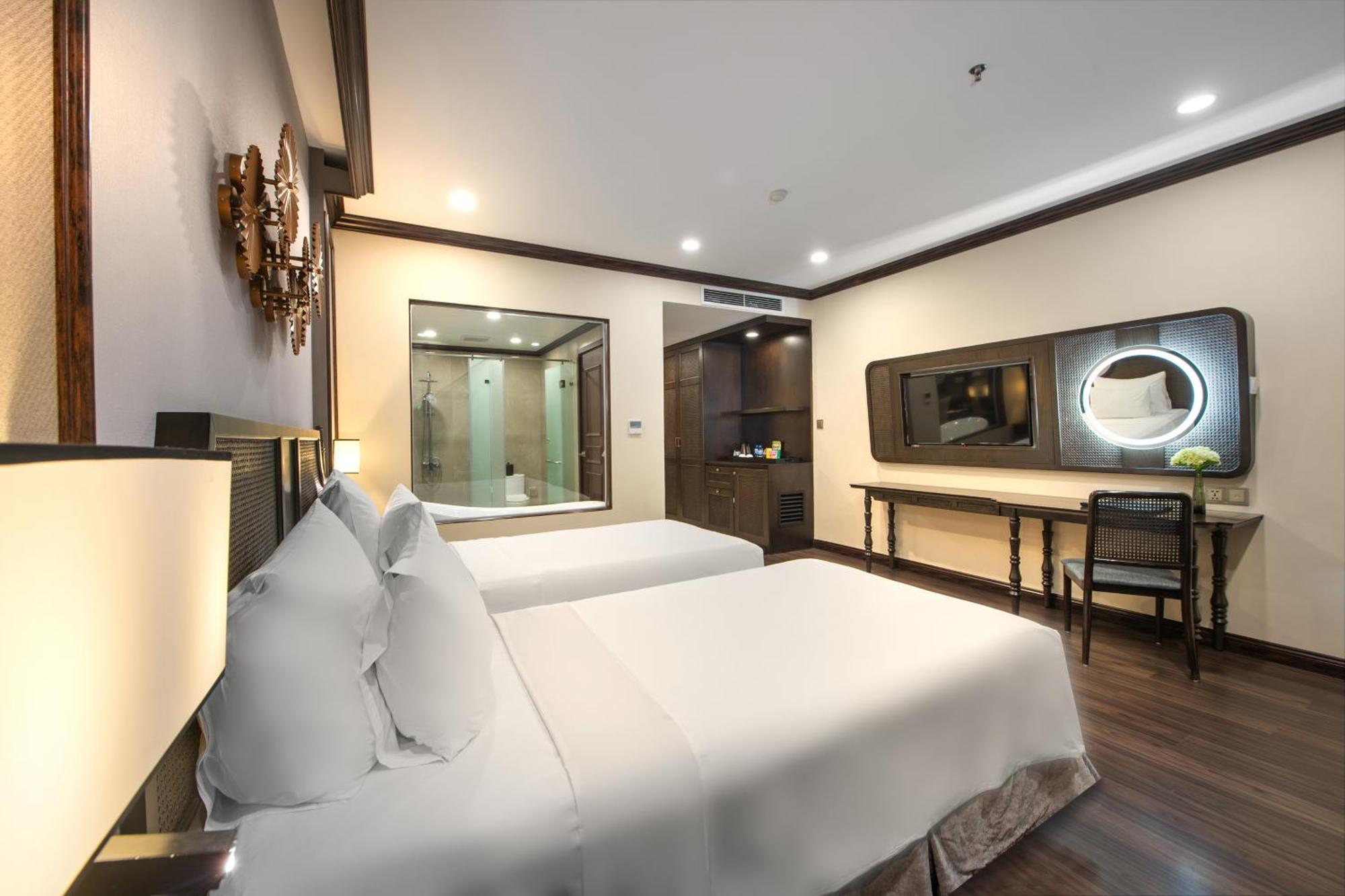 Hotel Legend