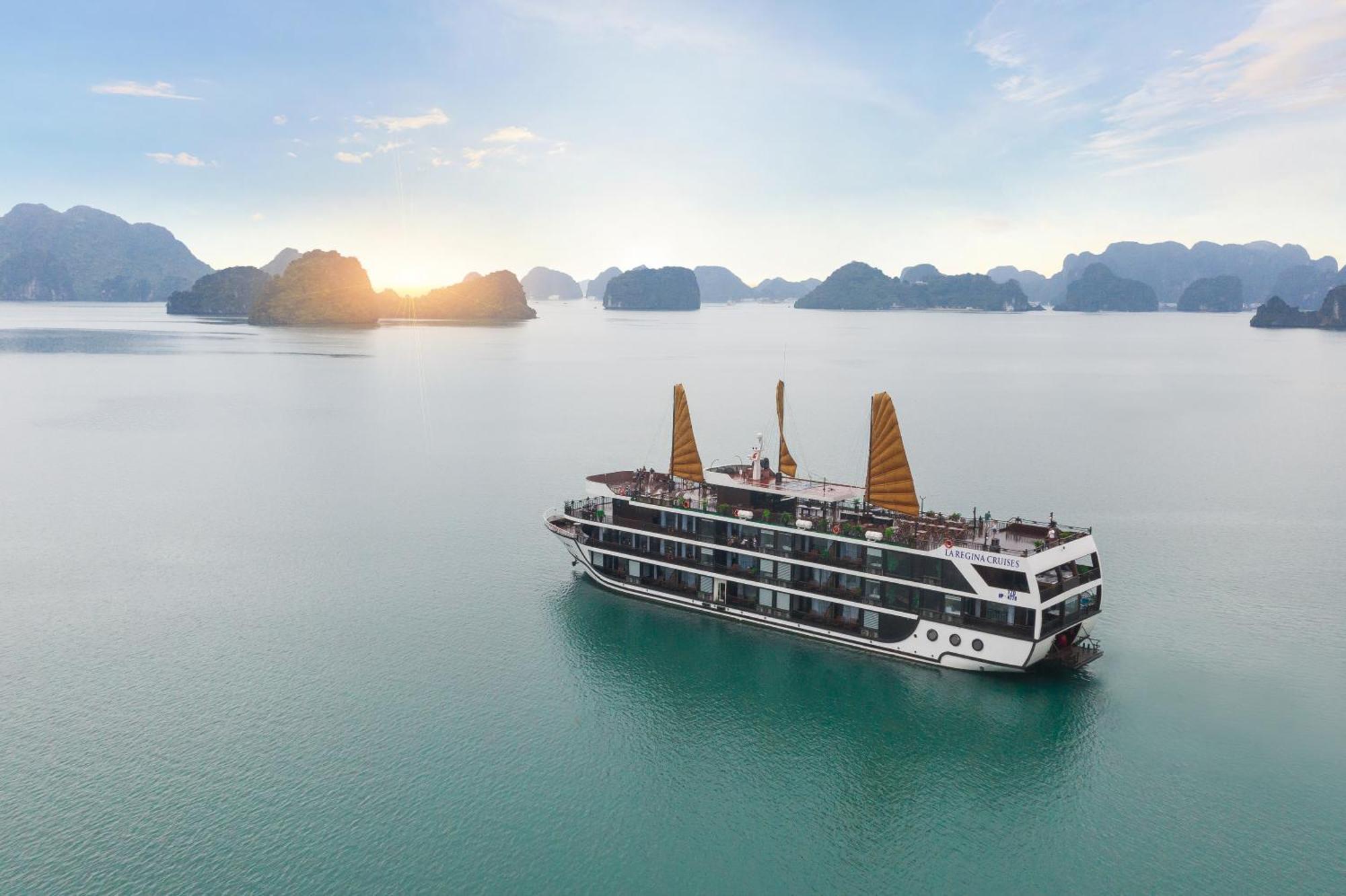 La Regina Legend Cruise Ha Long