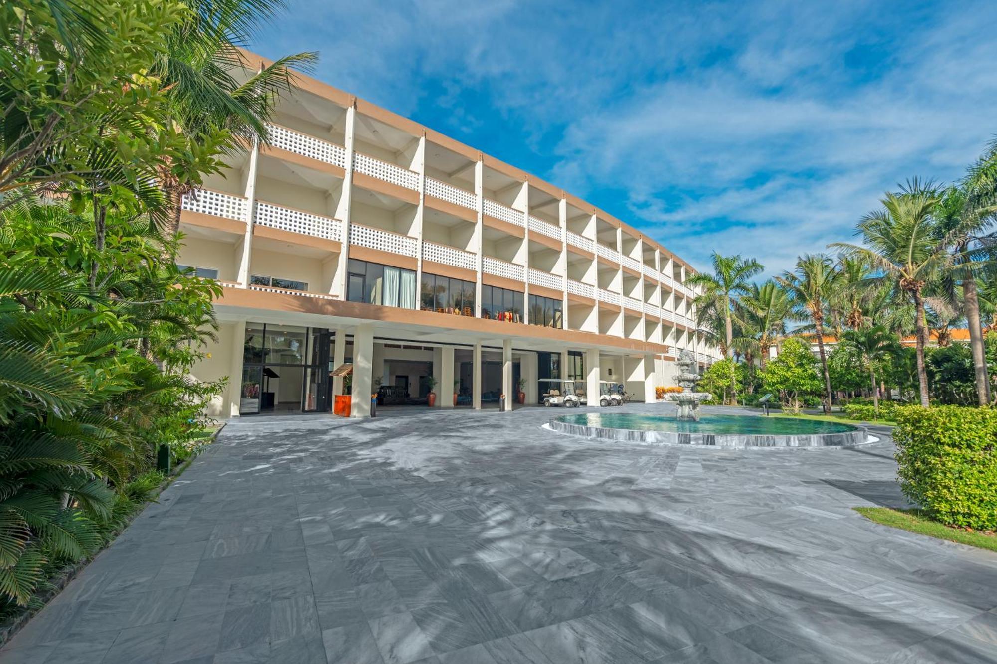 Grandvrio Ocean Danang Hotel Tra Khe