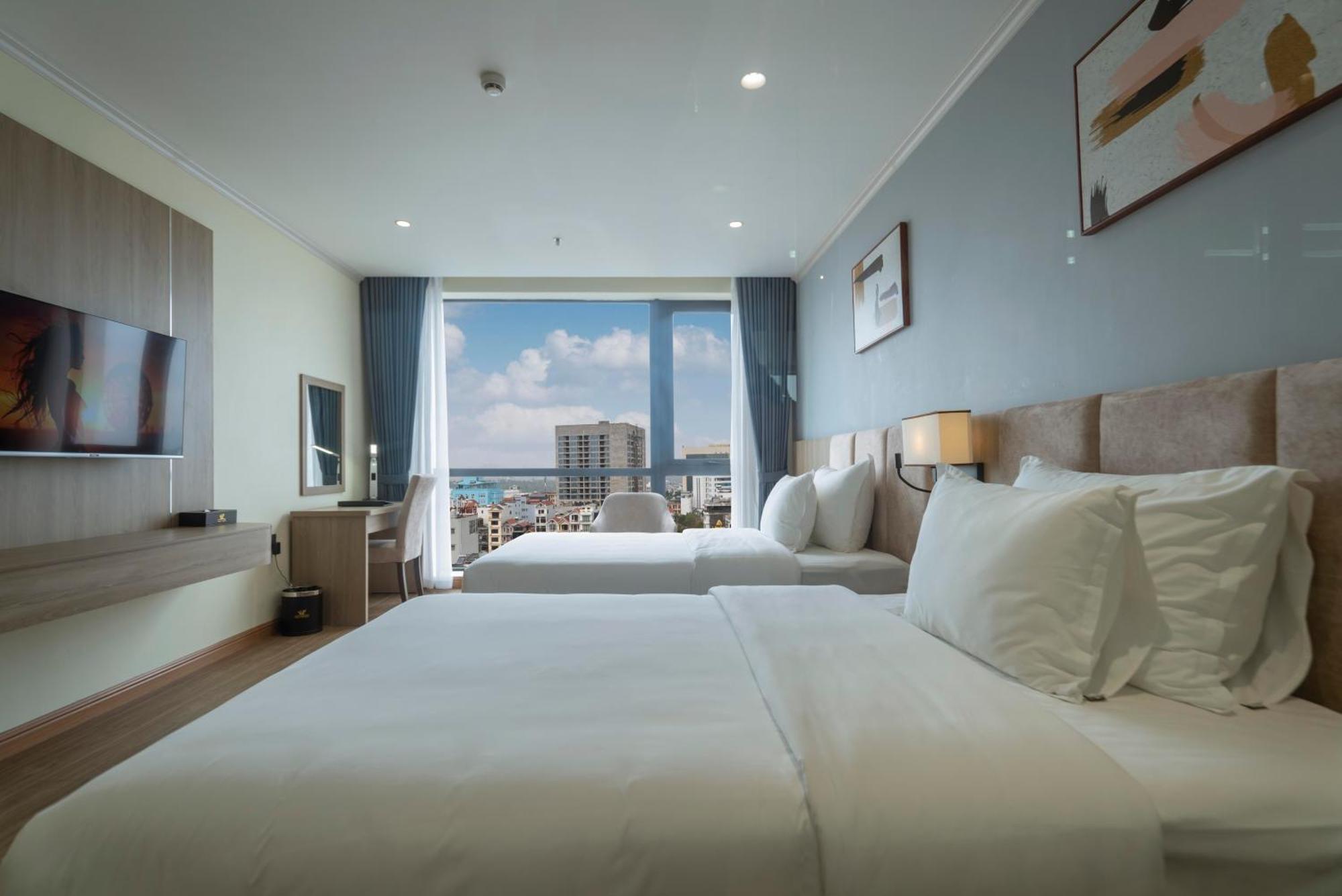 Hotel Hung Vuong Mong Cai