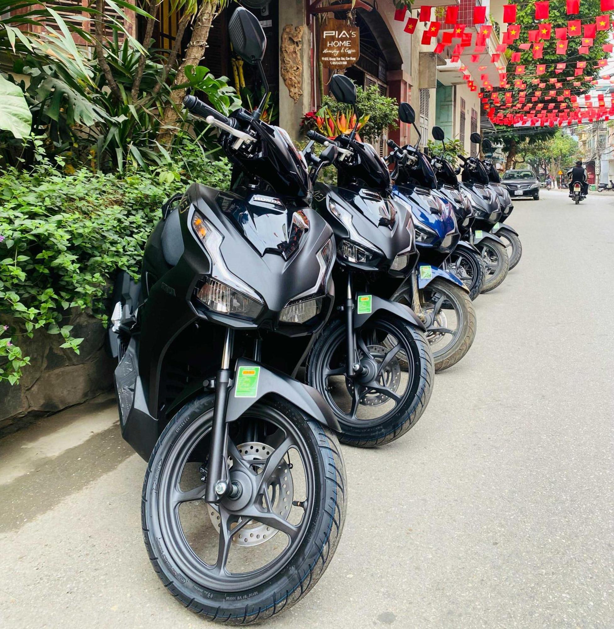 Pia - Tours & Motobike Homestay *