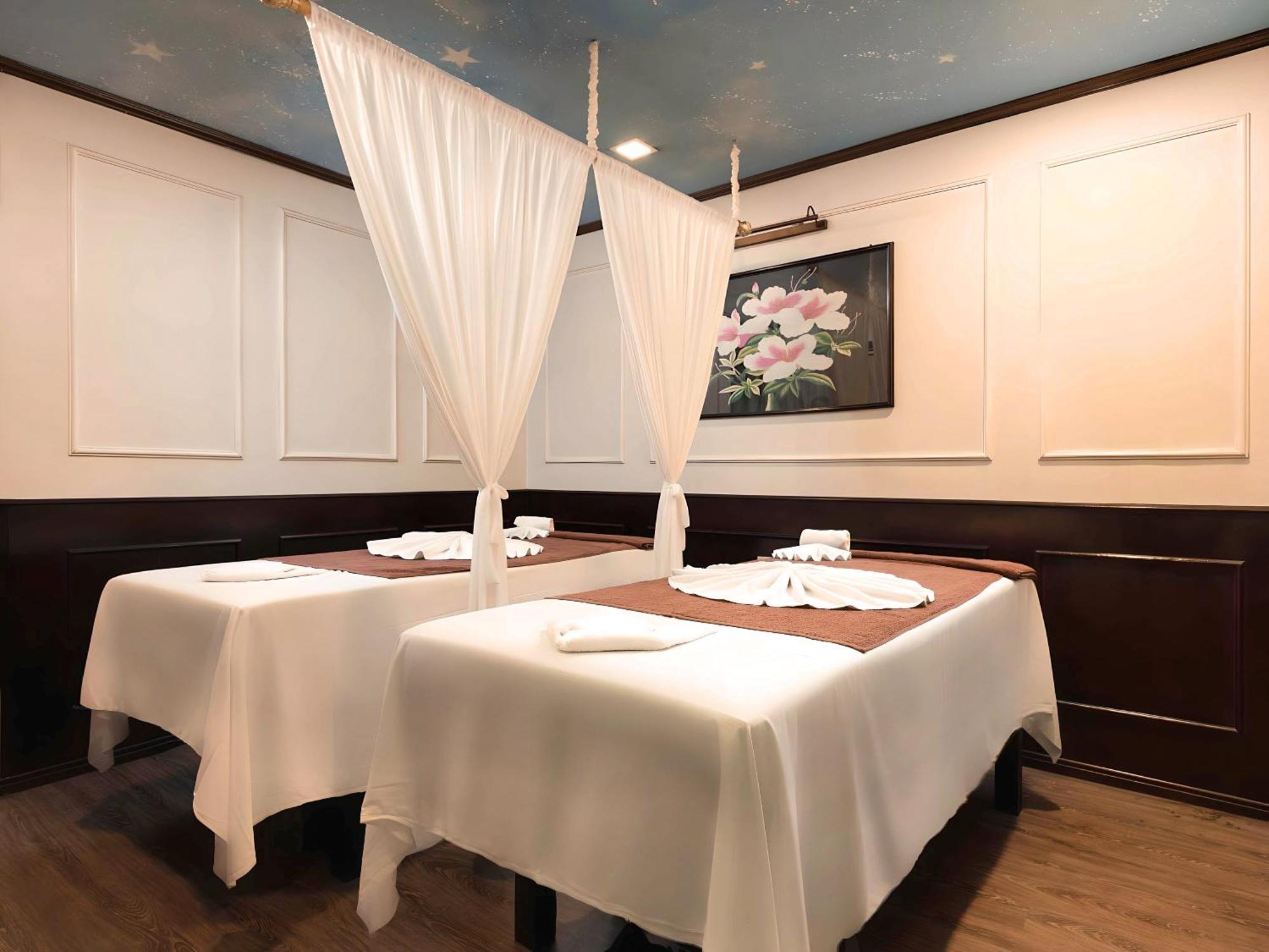 Amanda Luxury Cruise Lan Ha Bay  5*