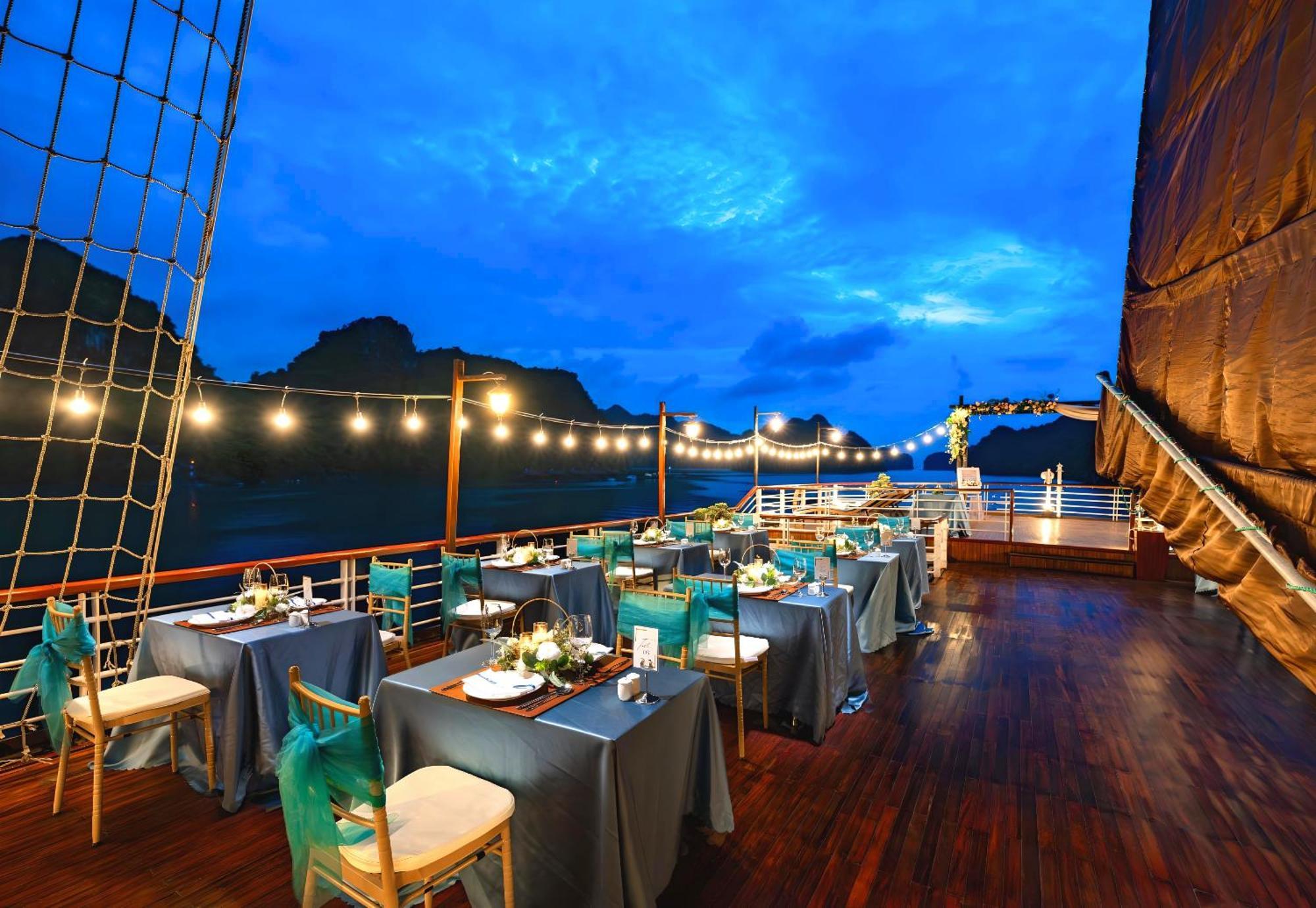  Amanda Luxury Cruise Lan Ha Bay