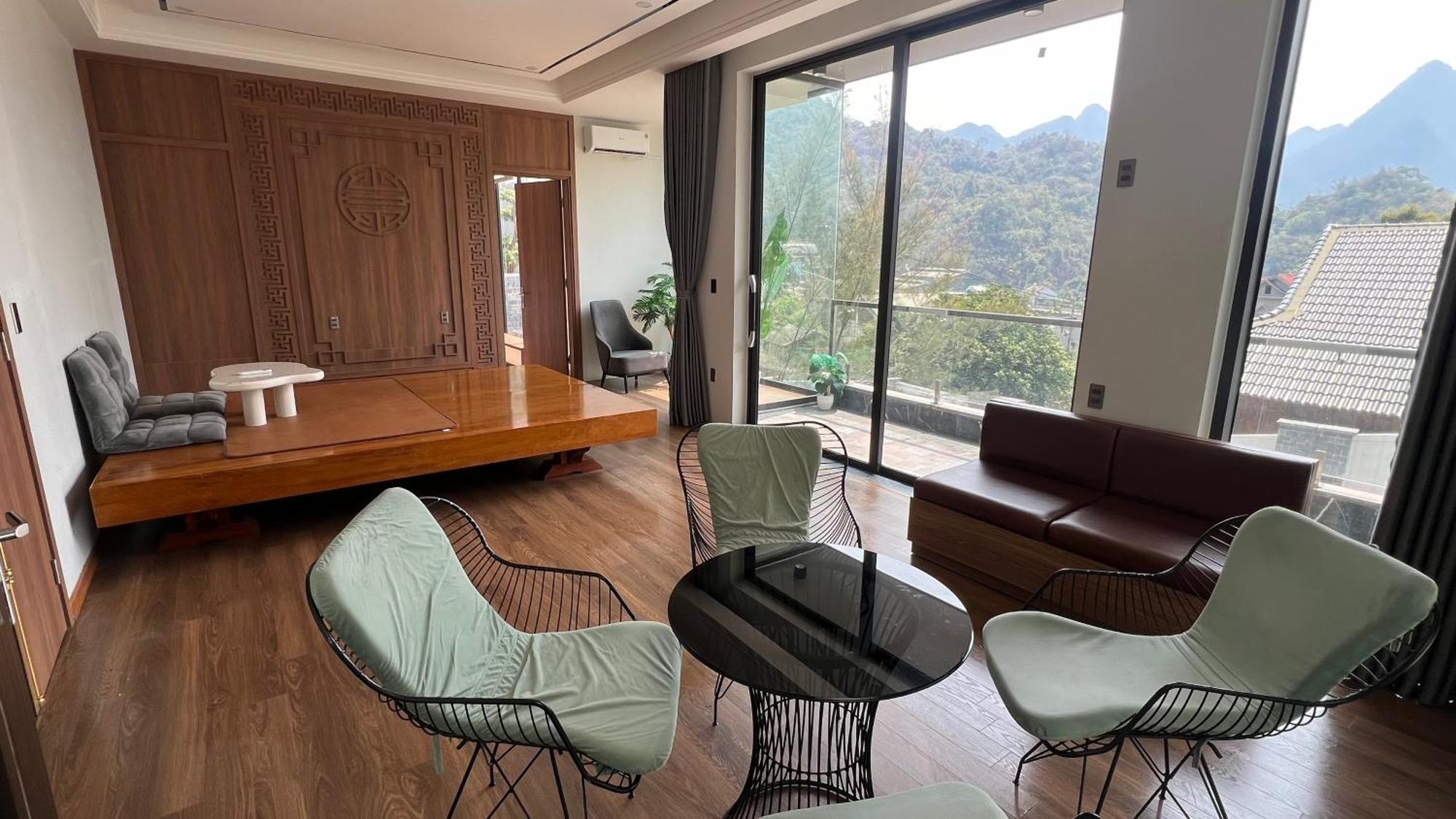 Lotus Premium - Group Tours Hotel Ha Giang