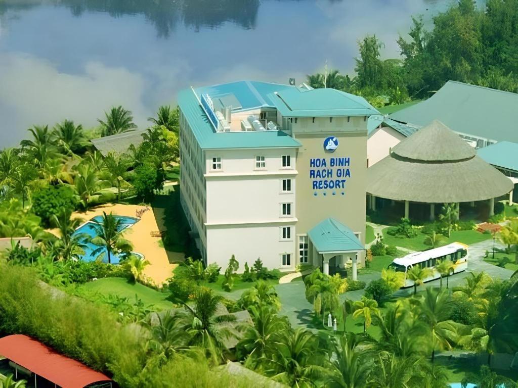 Hoa Binh - Rach Gia
