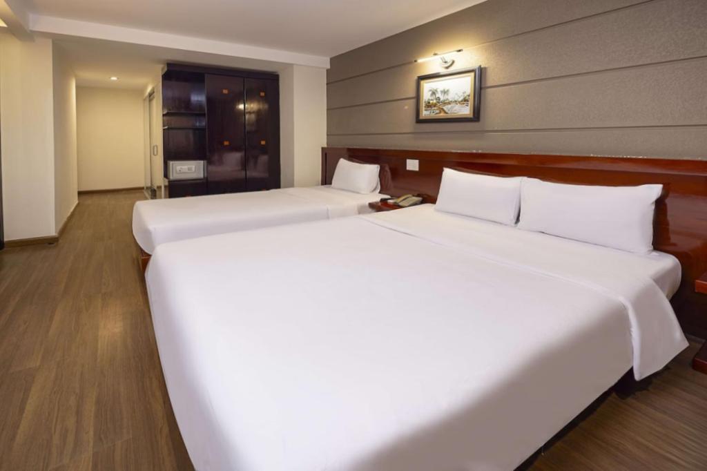 Barcelona 3*