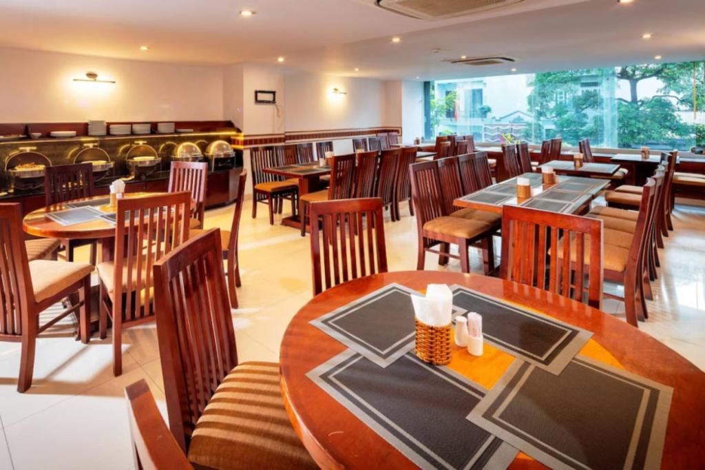 Barcelona Hotel 3*